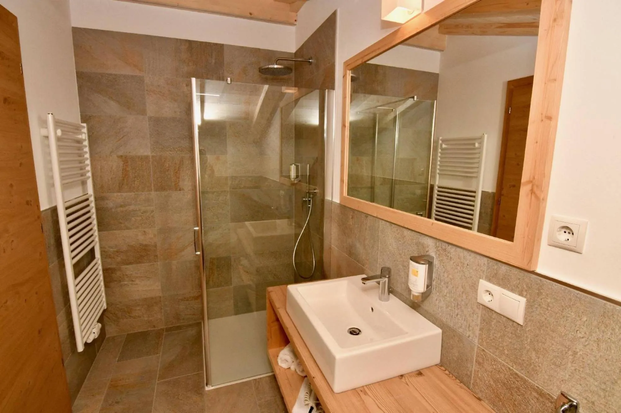 Shower in Hotel Kristall