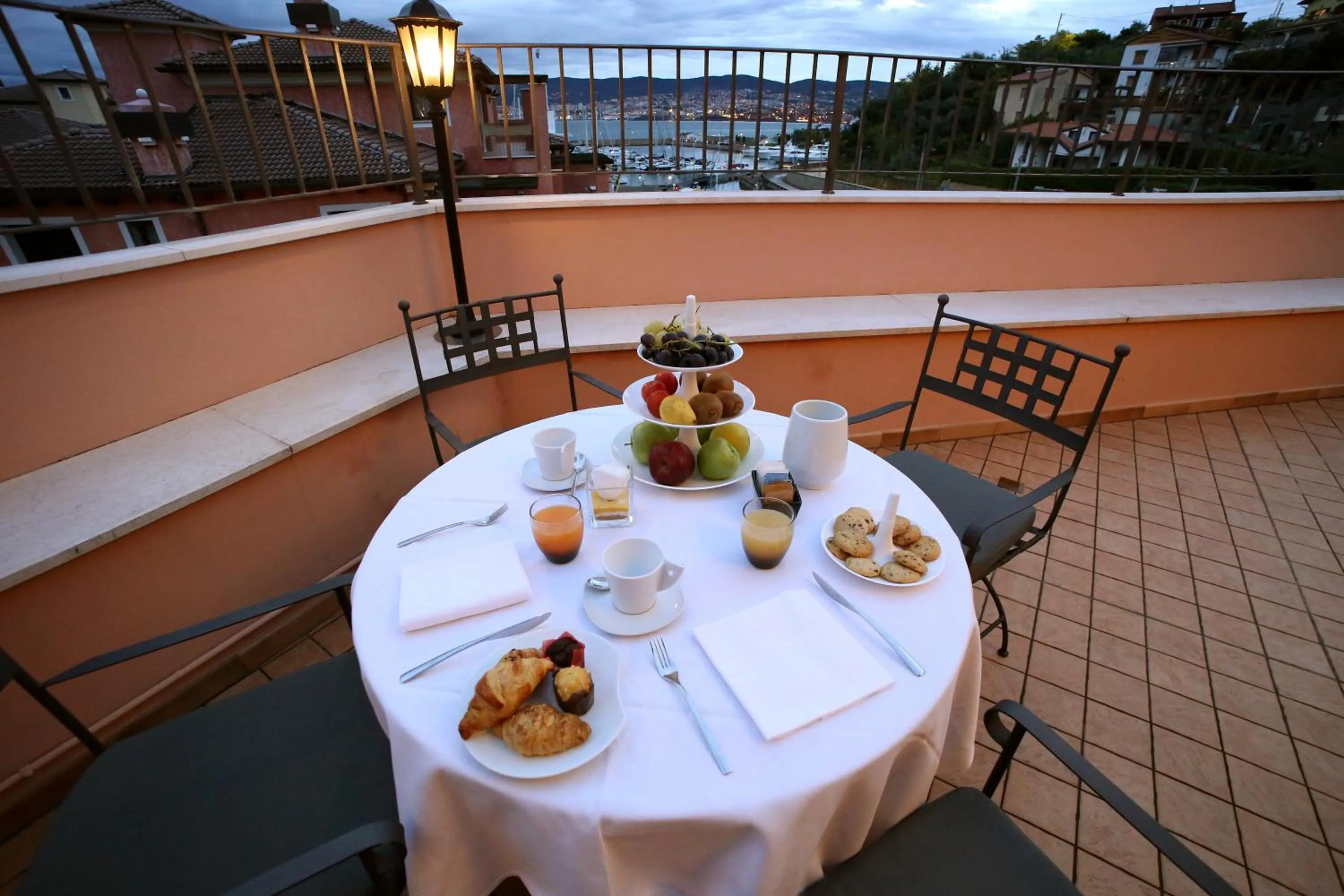 Italian breakfast in Hotel San Rocco