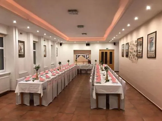 Restaurant/places to eat in Hotel Pod Stráží