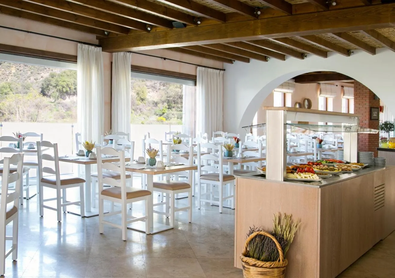 Buffet breakfast in Casale Panayiotis