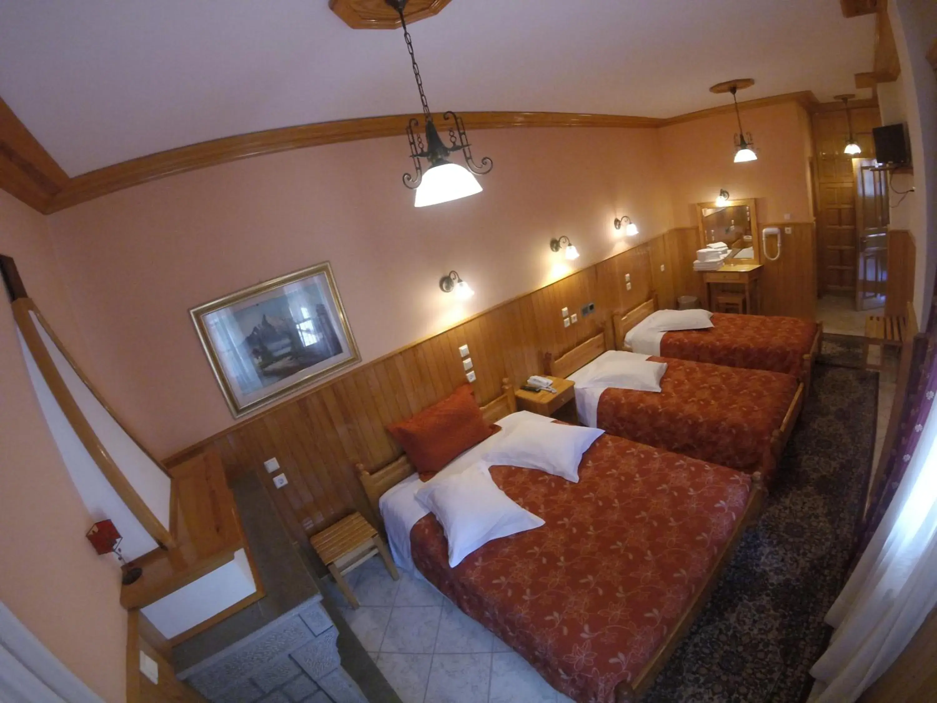 Quadruple Room with Bathroom in Asteri Metsovou Quadruple Room with Bathroom in Asteri Metsovou