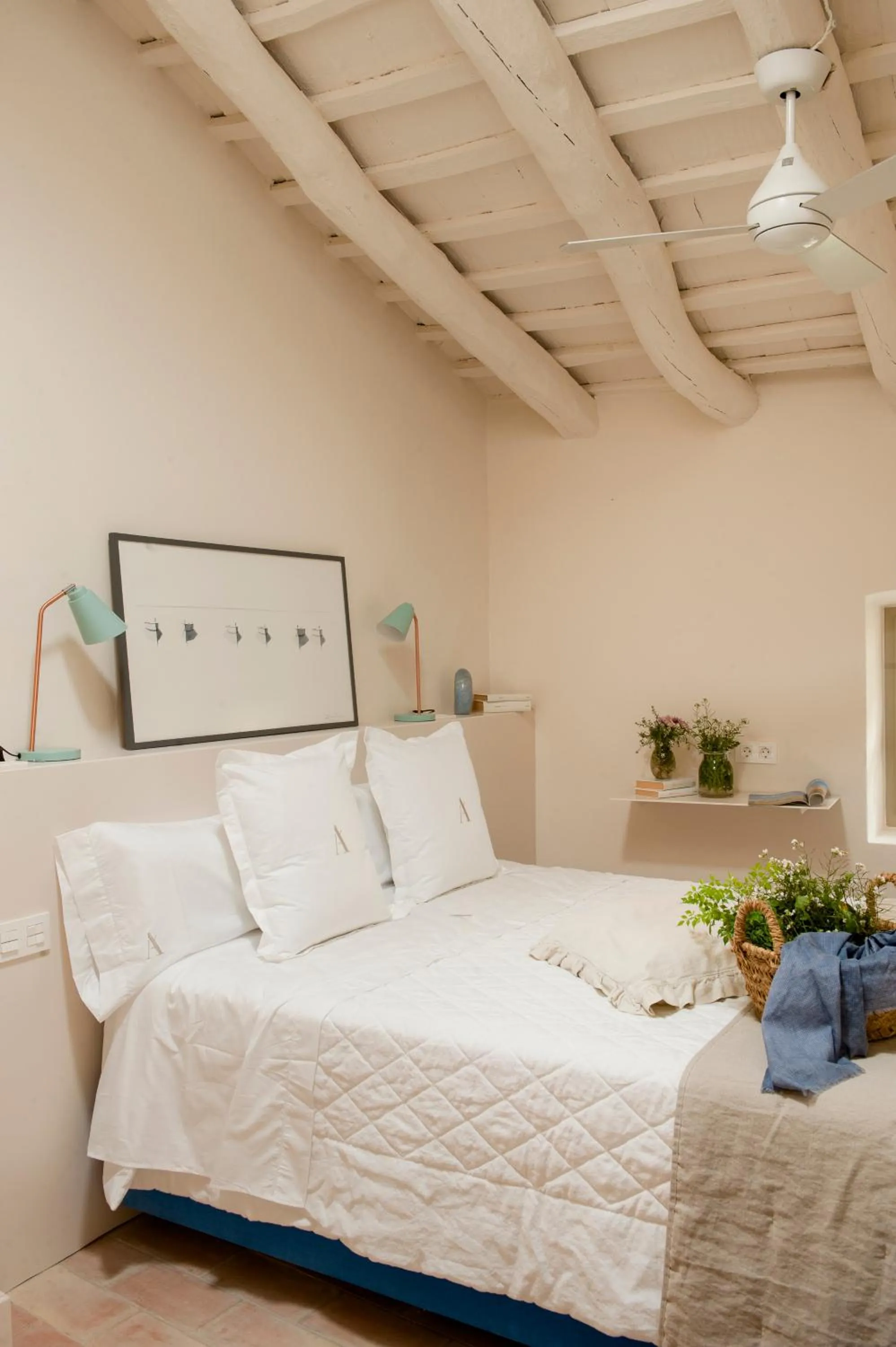 Photo of the whole room, Bed in Arkhé Hotel Boutique Pals