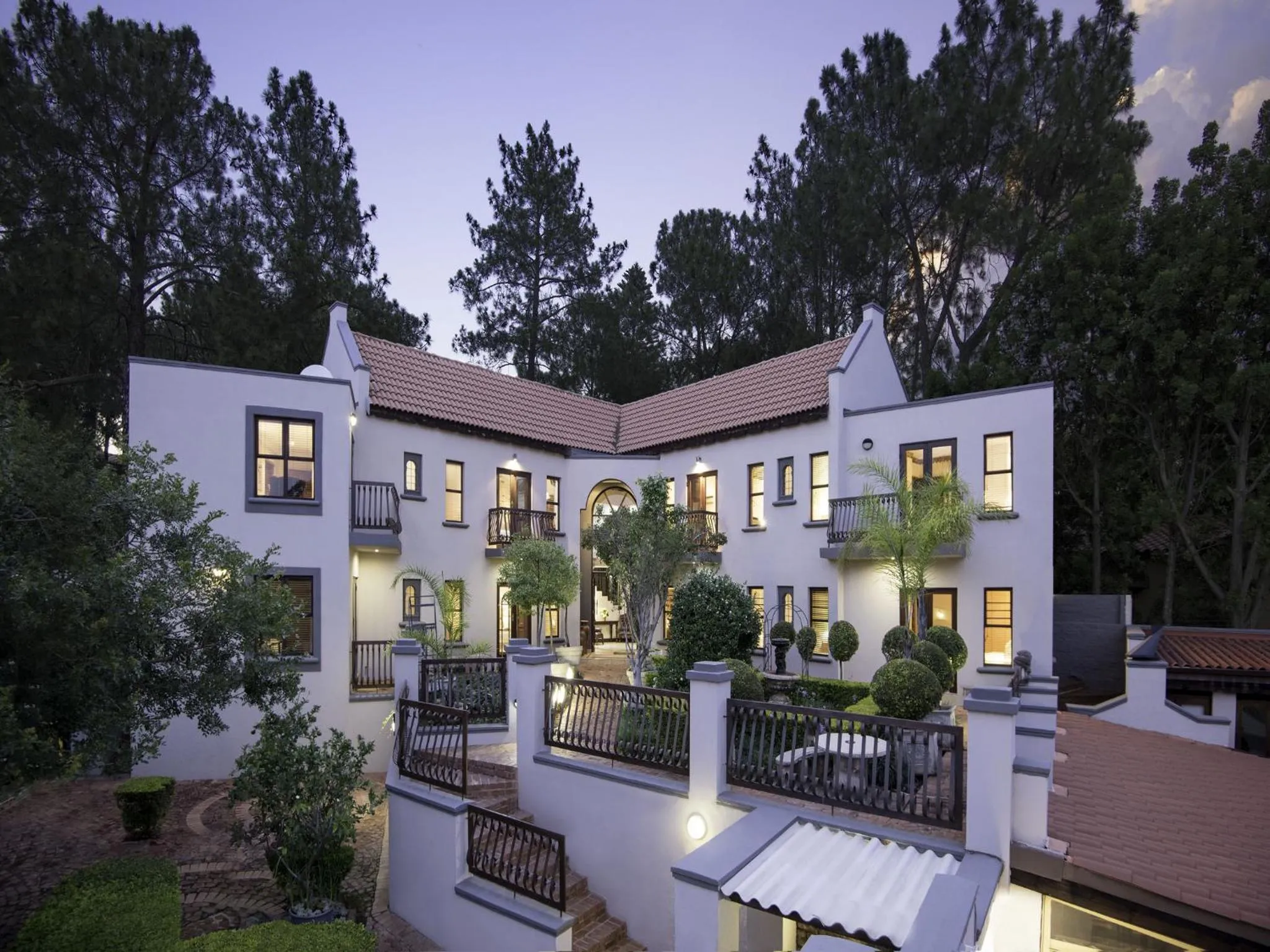 Property building in Bohemian Guesthouse - Pretoria