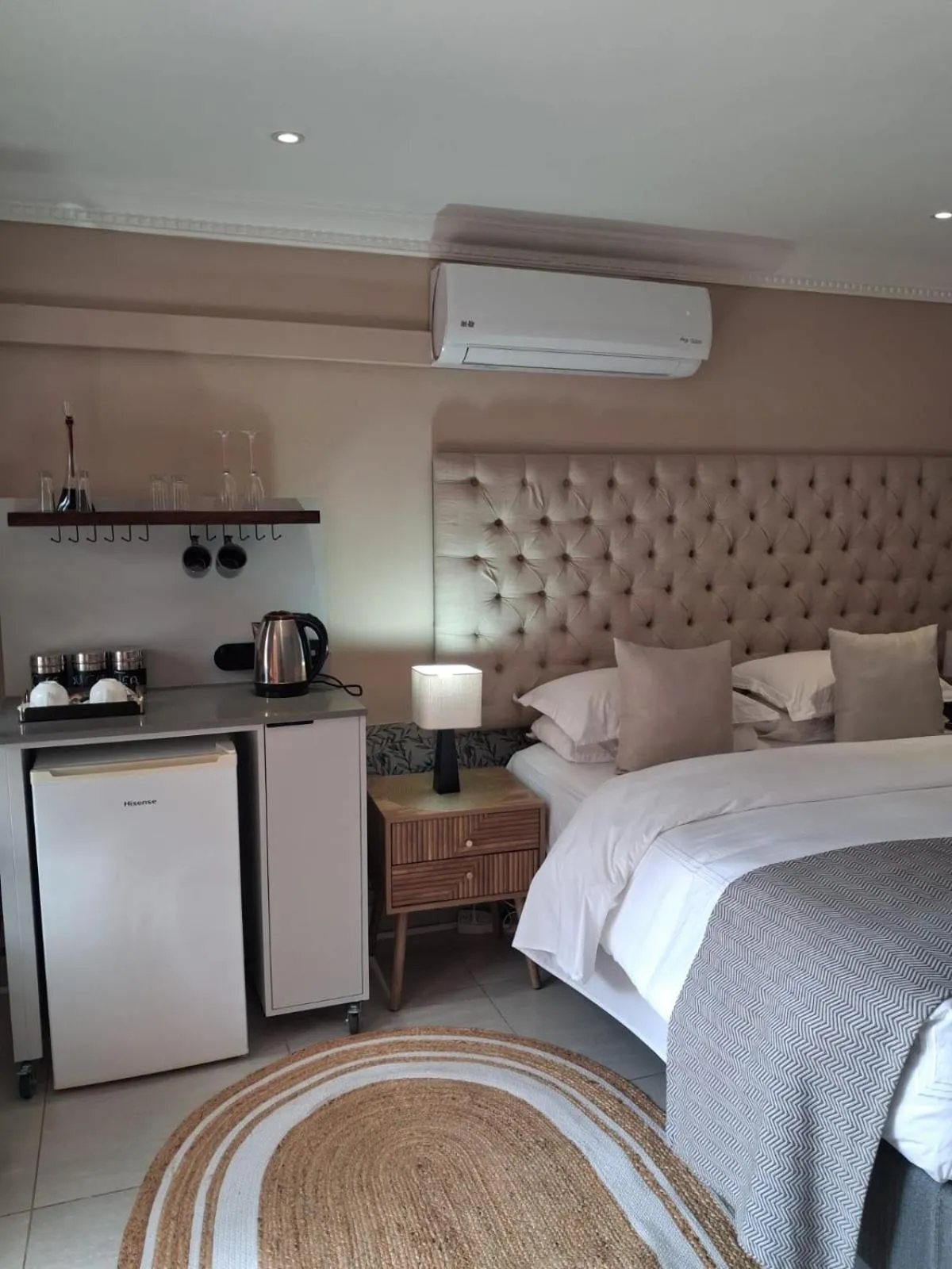 Garden view, Bed in Bohemian Guesthouse - Pretoria