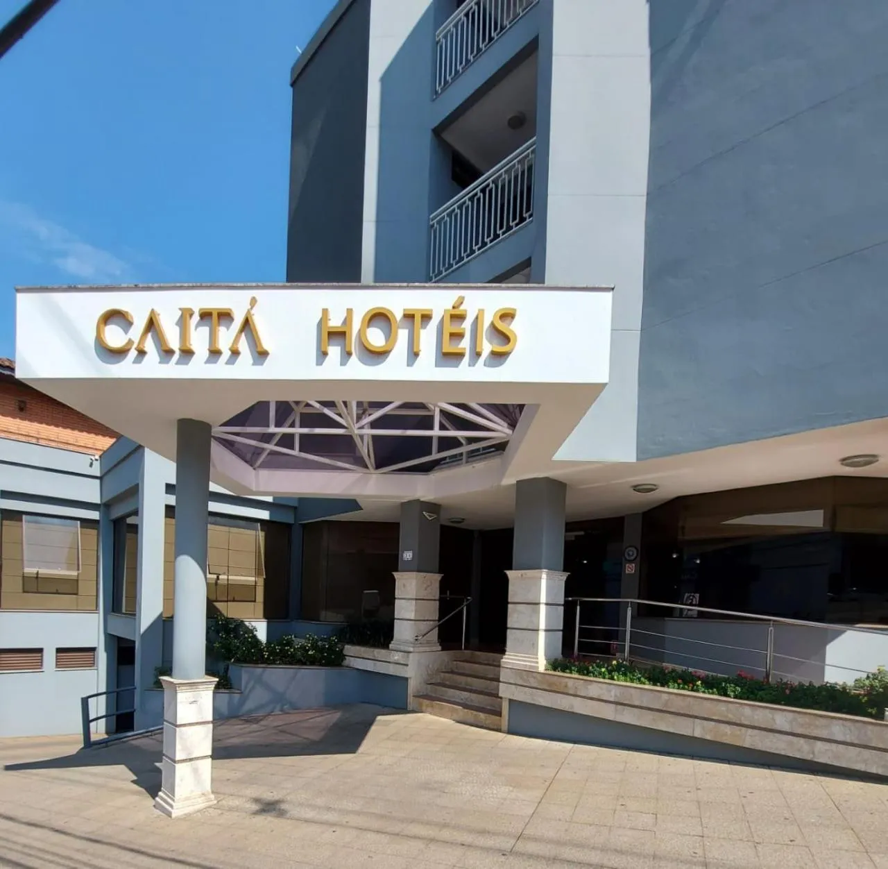 Facade/entrance in Caitá Hotéis
