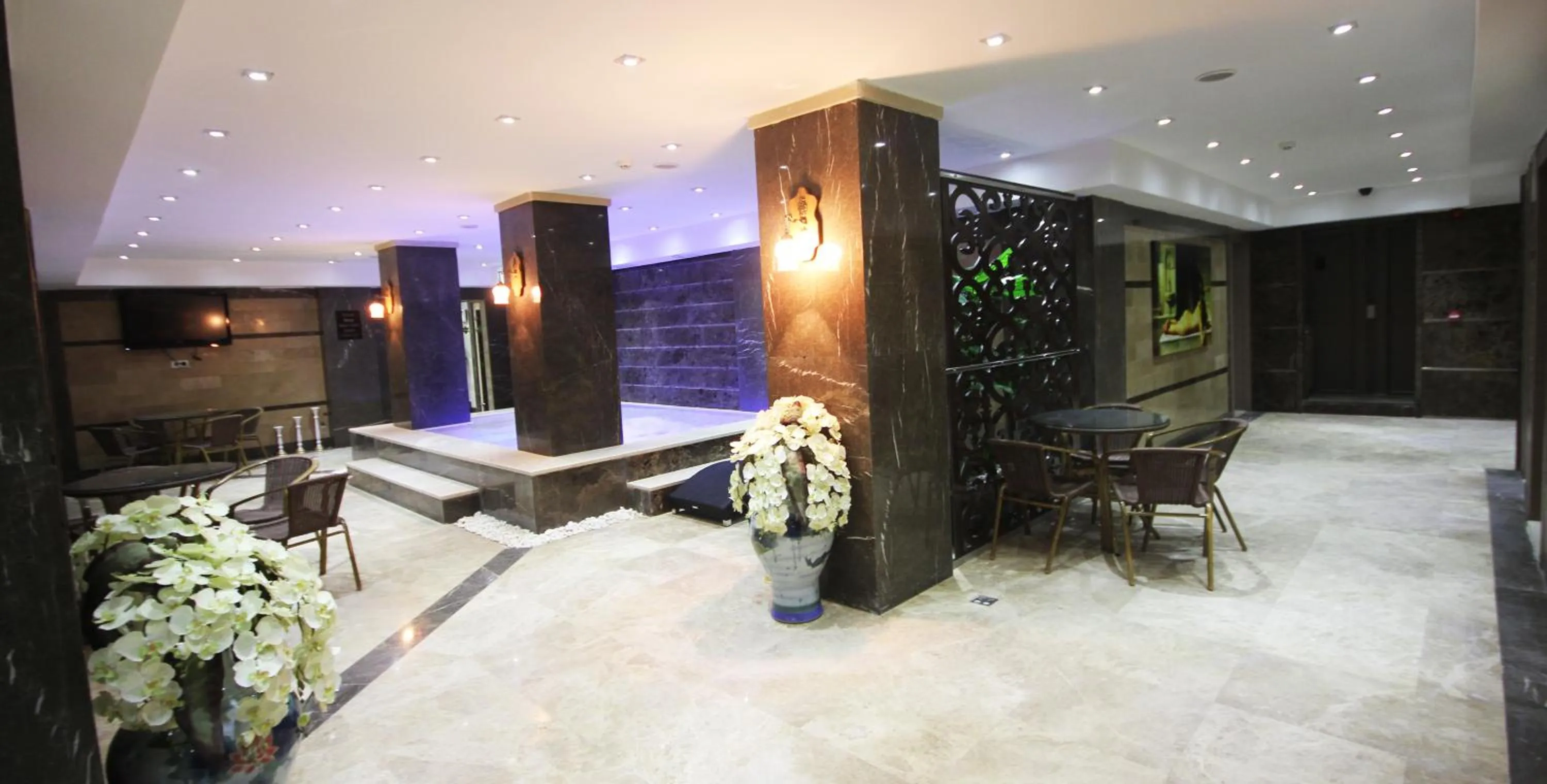 Spa and wellness centre/facilities in Grand Corner Boutique Hotel