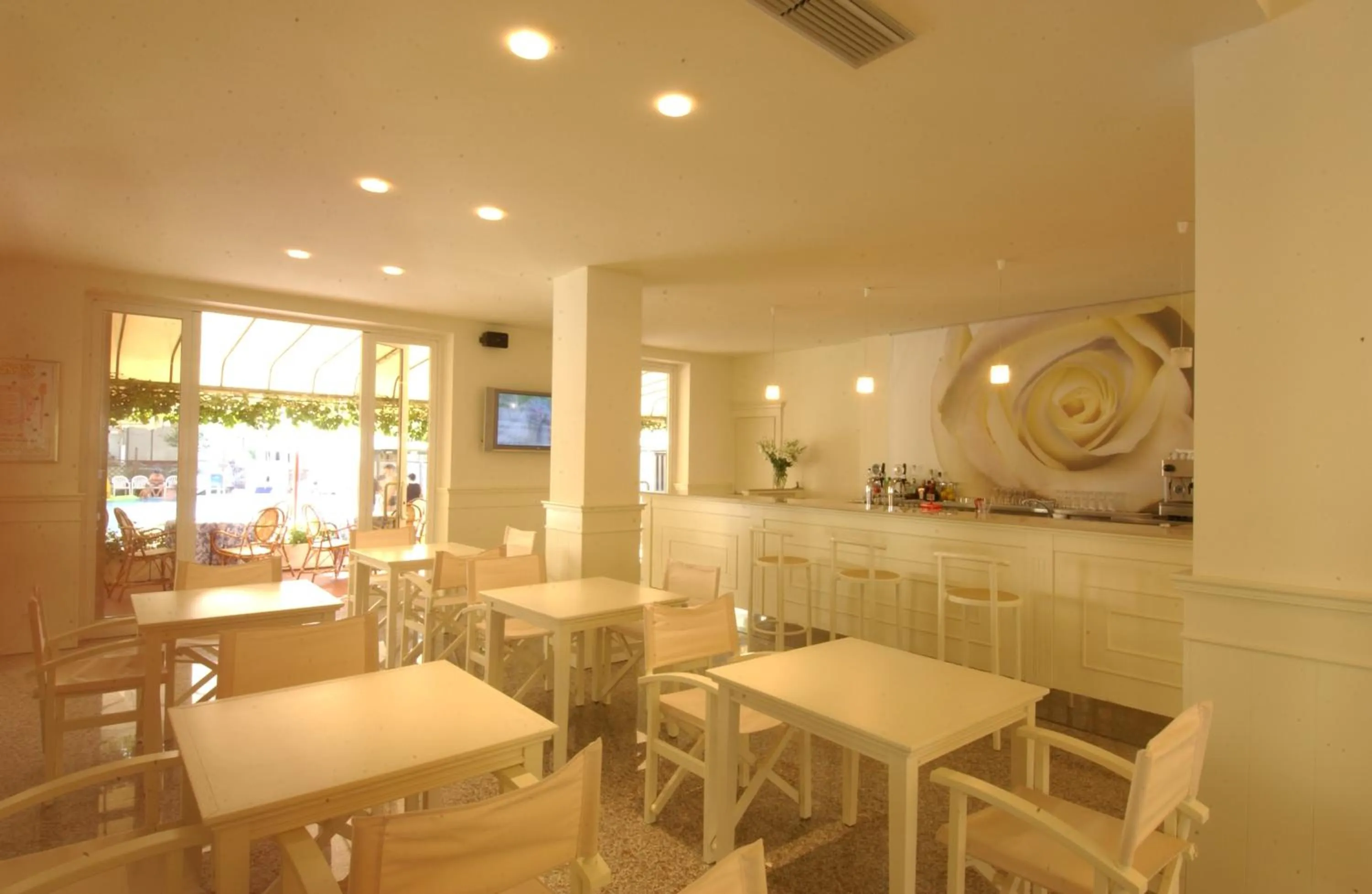 Communal lounge/ TV room in Hotel Sport & Residenza