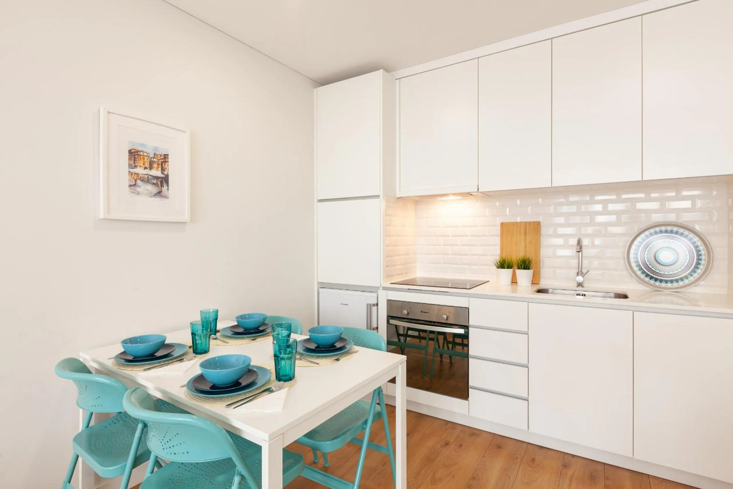 Dining area in Oporto Palace Apartments