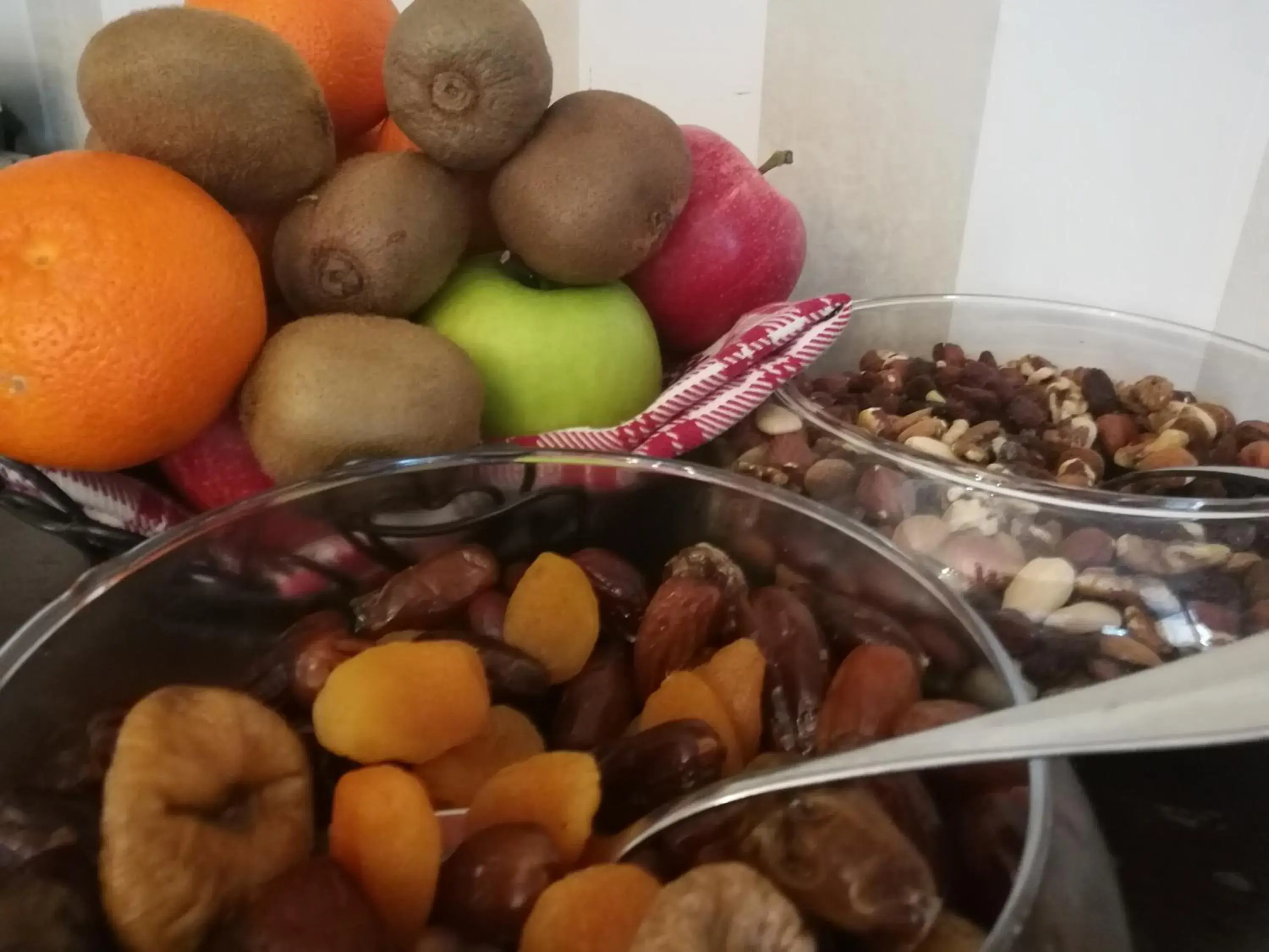 Breakfast in Hotel Logis - Chateau de Beauregard Breakfast in Hotel Logis - Chateau de Beauregard