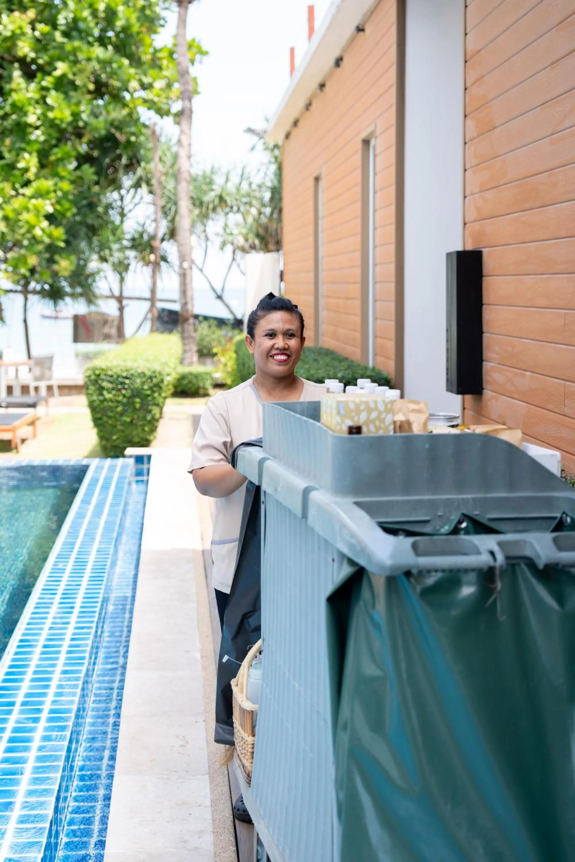 Staff in La Flora Resort Patong