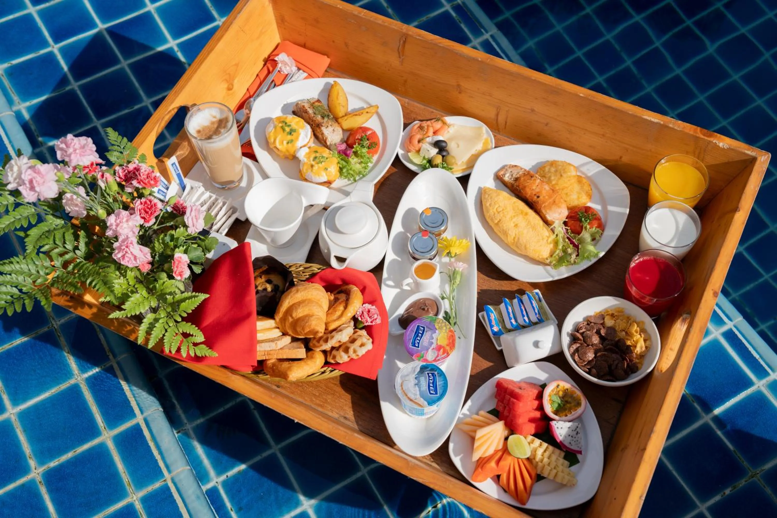 Breakfast in La Flora Resort Patong