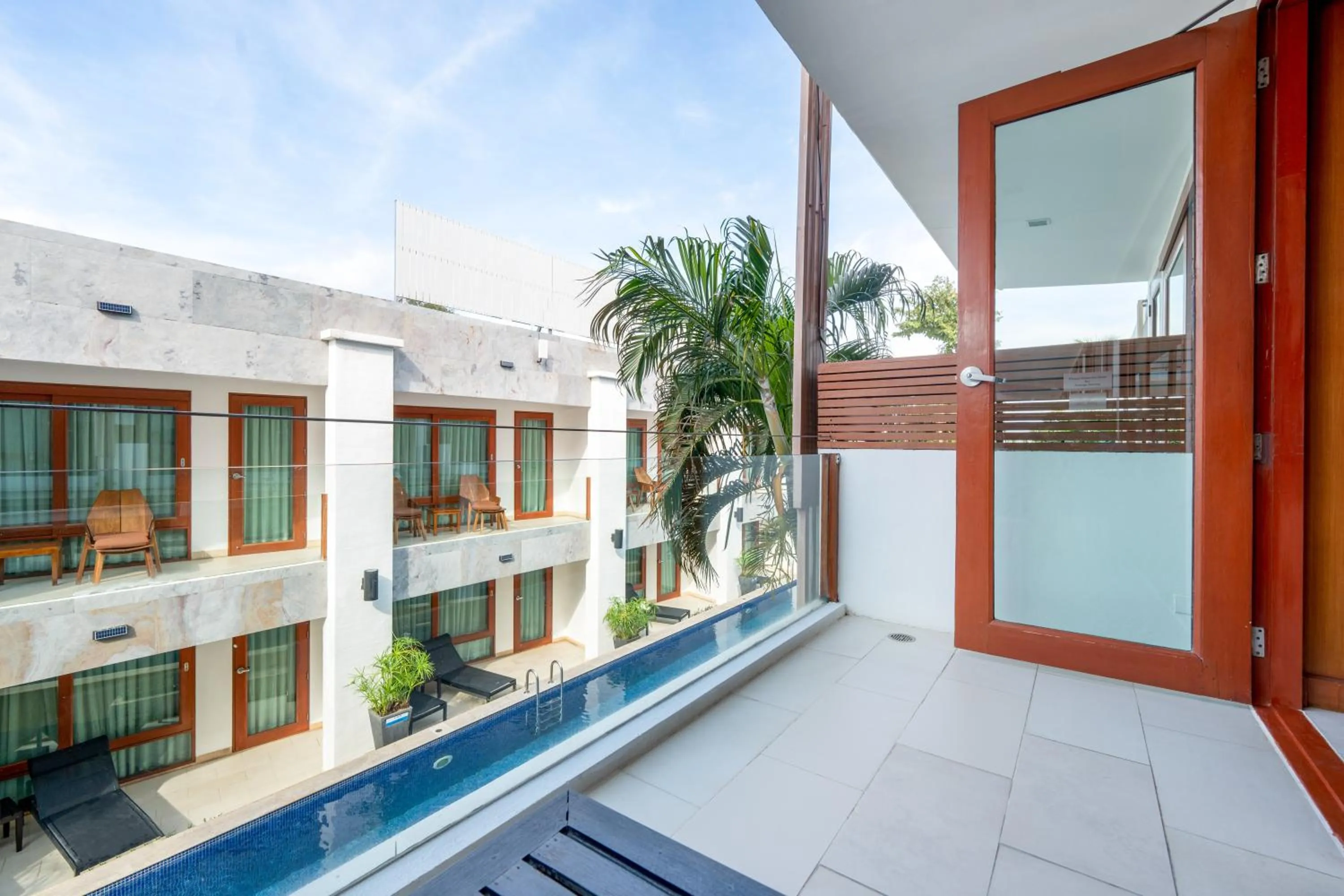 Balcony/Terrace in La Flora Resort Patong