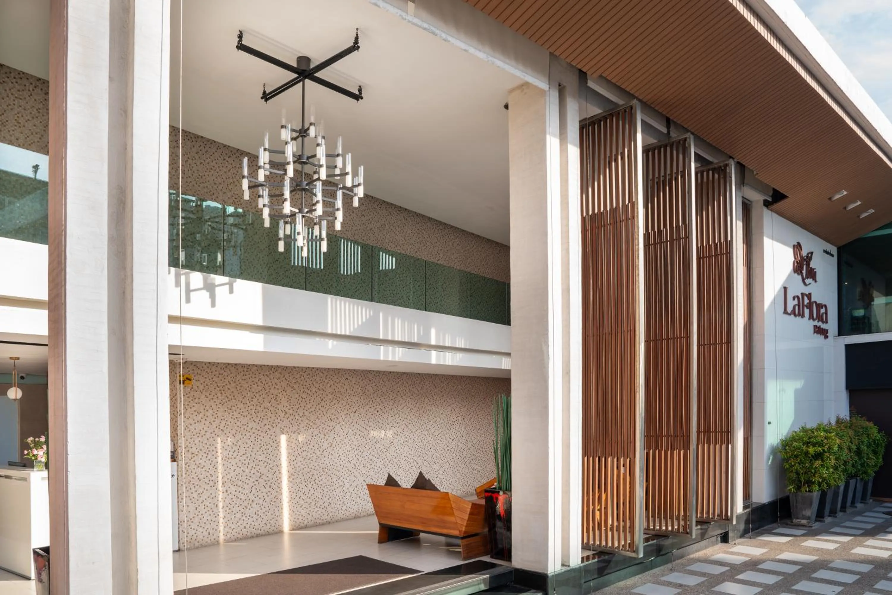 Lobby or reception in La Flora Resort Patong