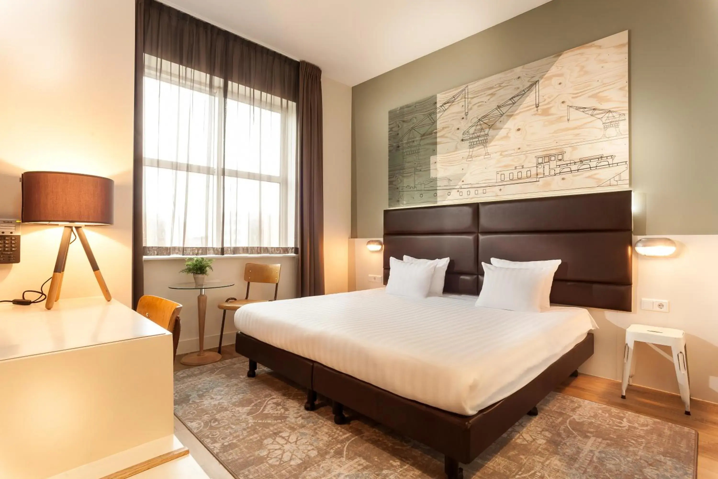 Bed in Best Western Zaan Inn Bed in Best Western Zaan Inn