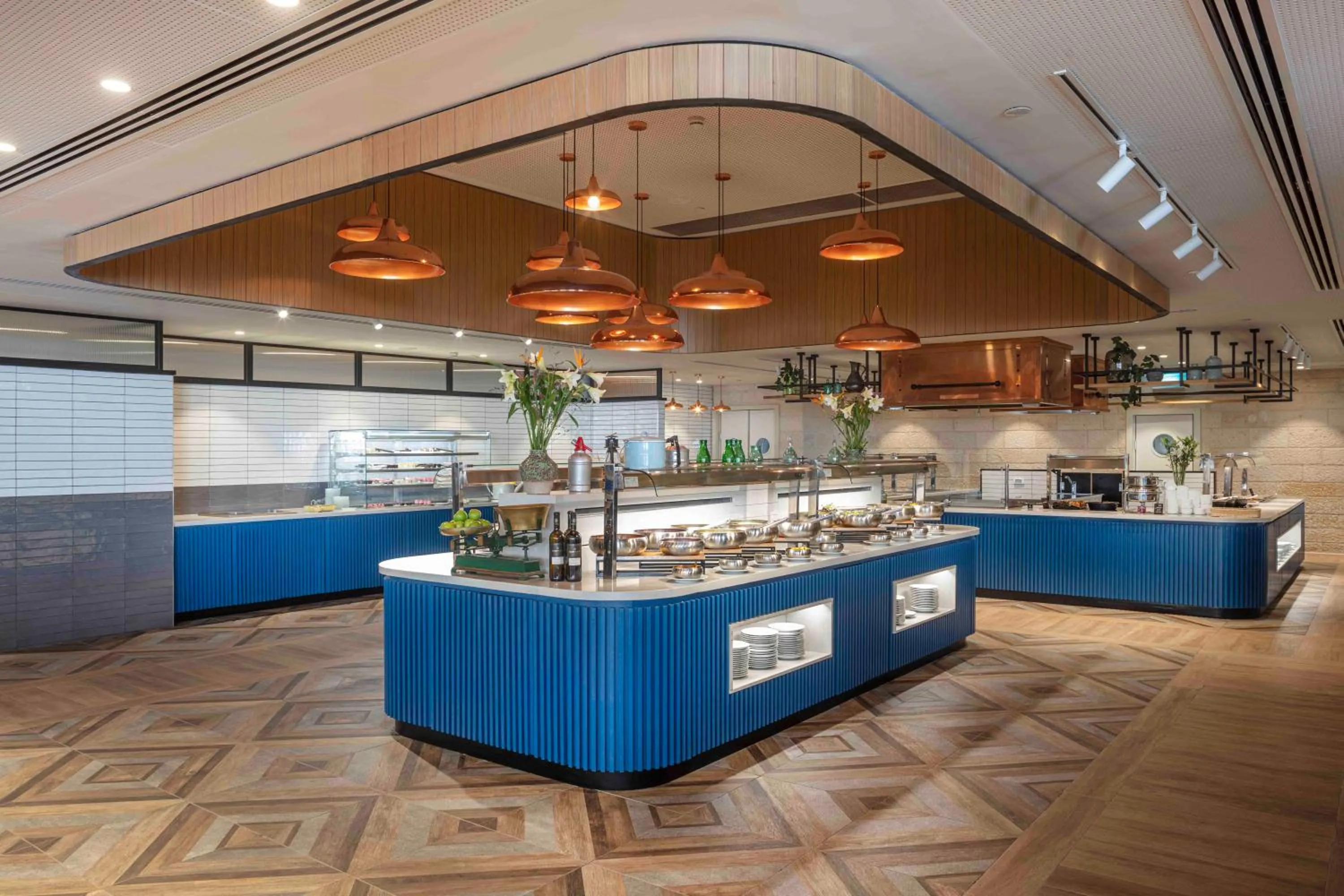 Restaurant/places to eat in Ramat Rachel Resort