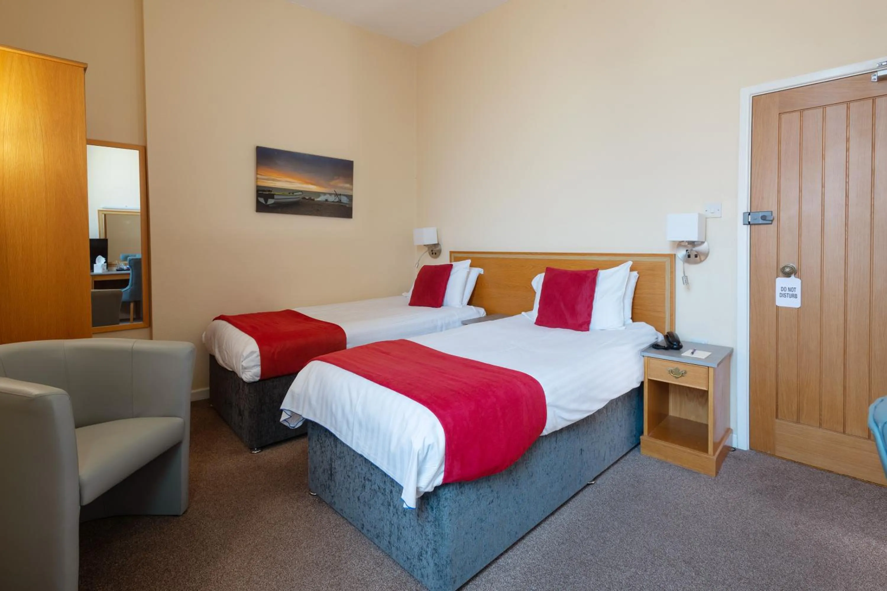 Bedroom, Bed in Hotel Rex