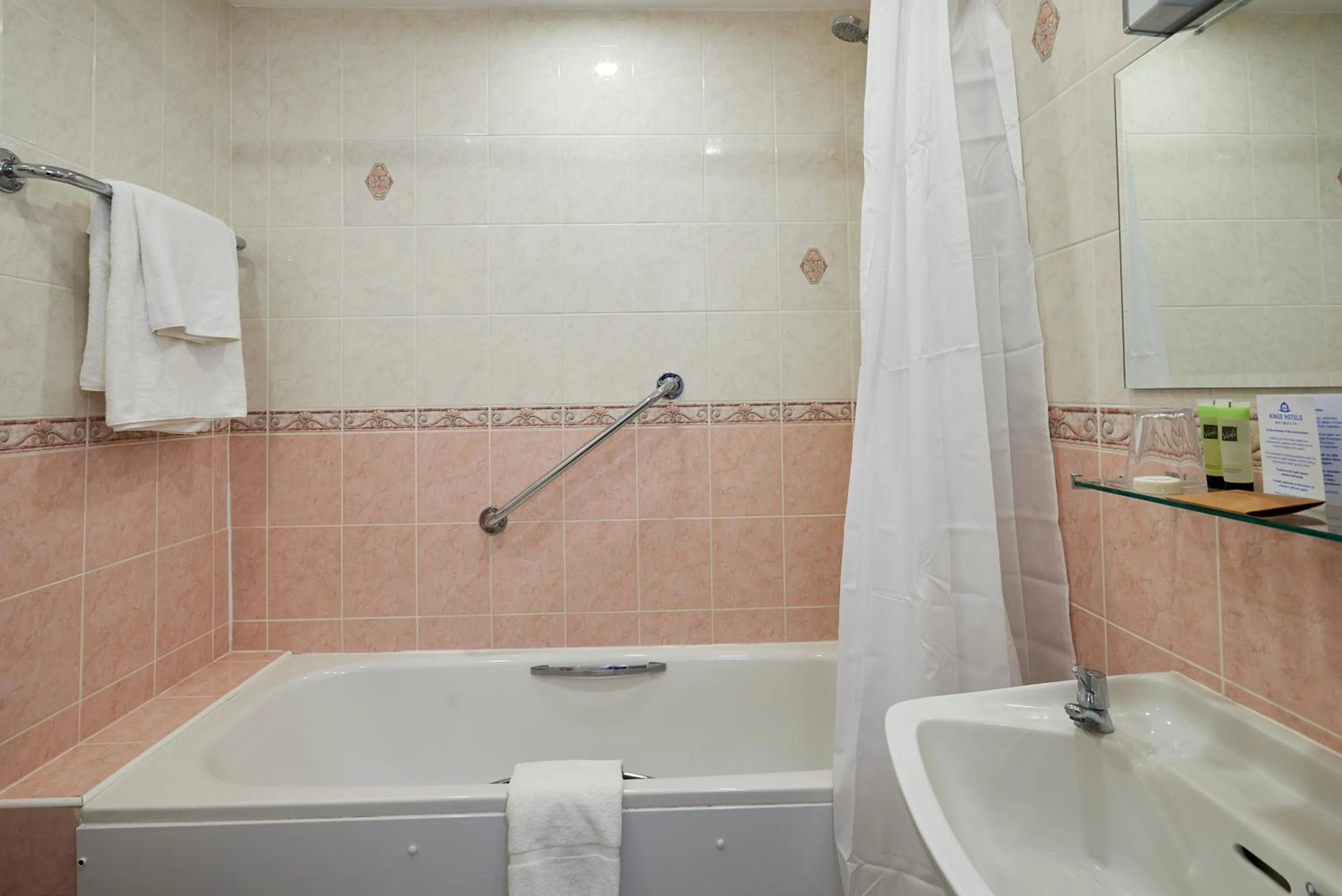 Bathroom in Hotel Rex