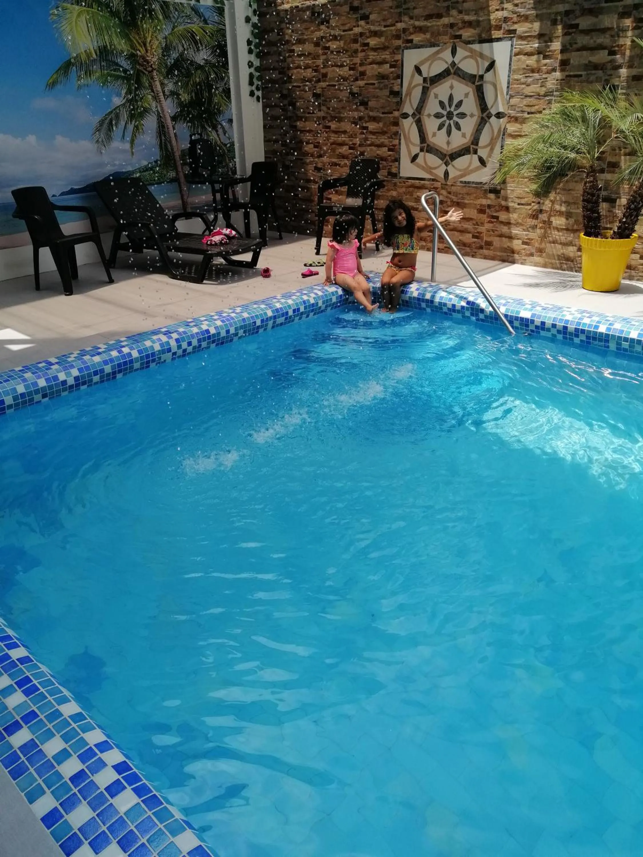 Hostal Perla Real Inn