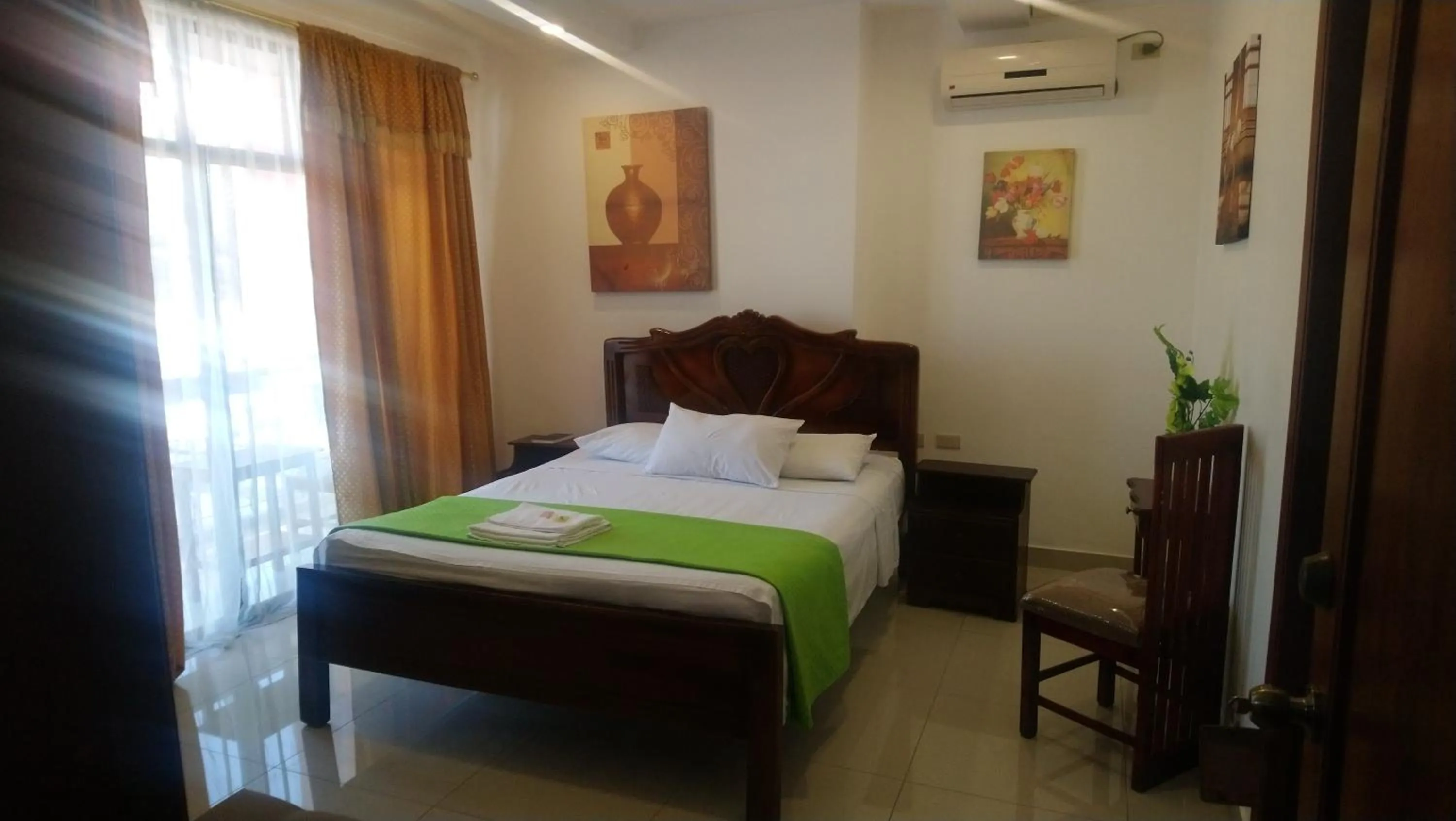 Bed in Hostal Perla Real Inn