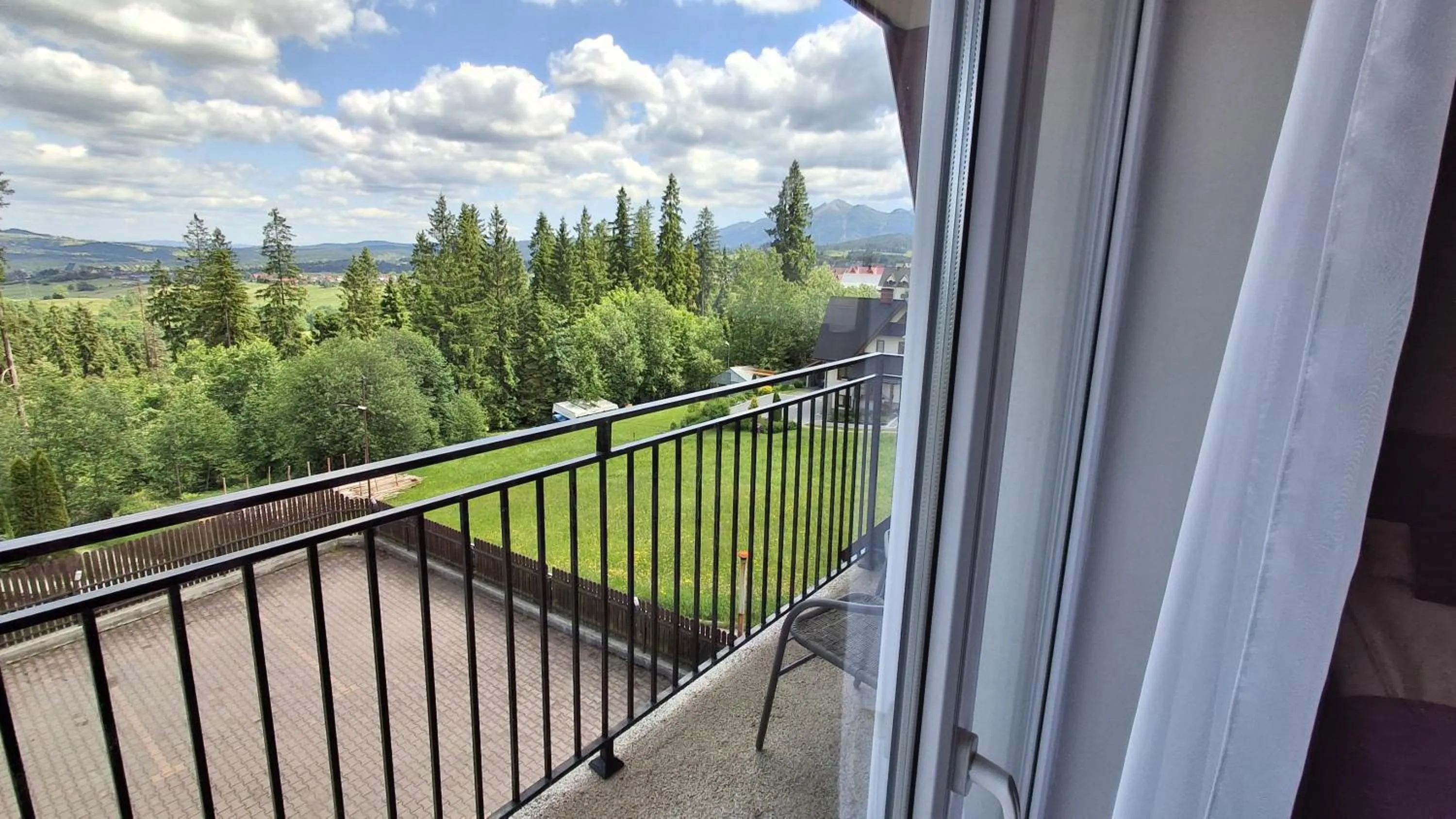 Spring in Willa na Olczańskim Wierchu