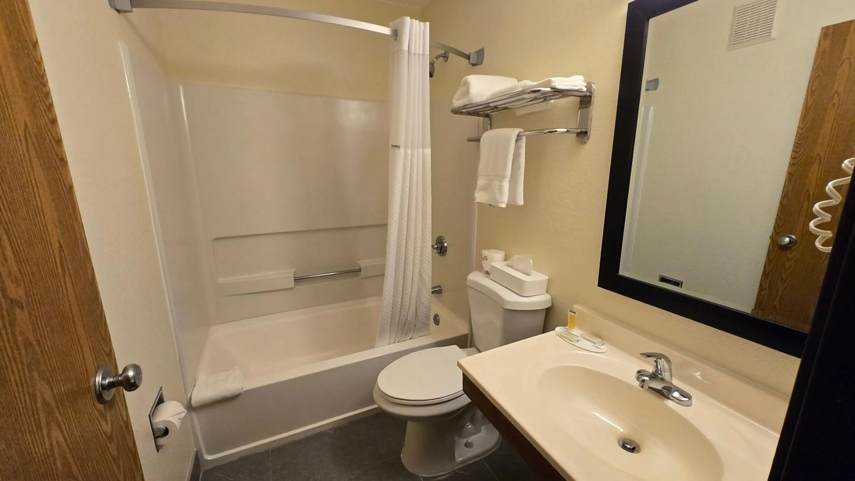 Super 8 by Wyndham Augusta