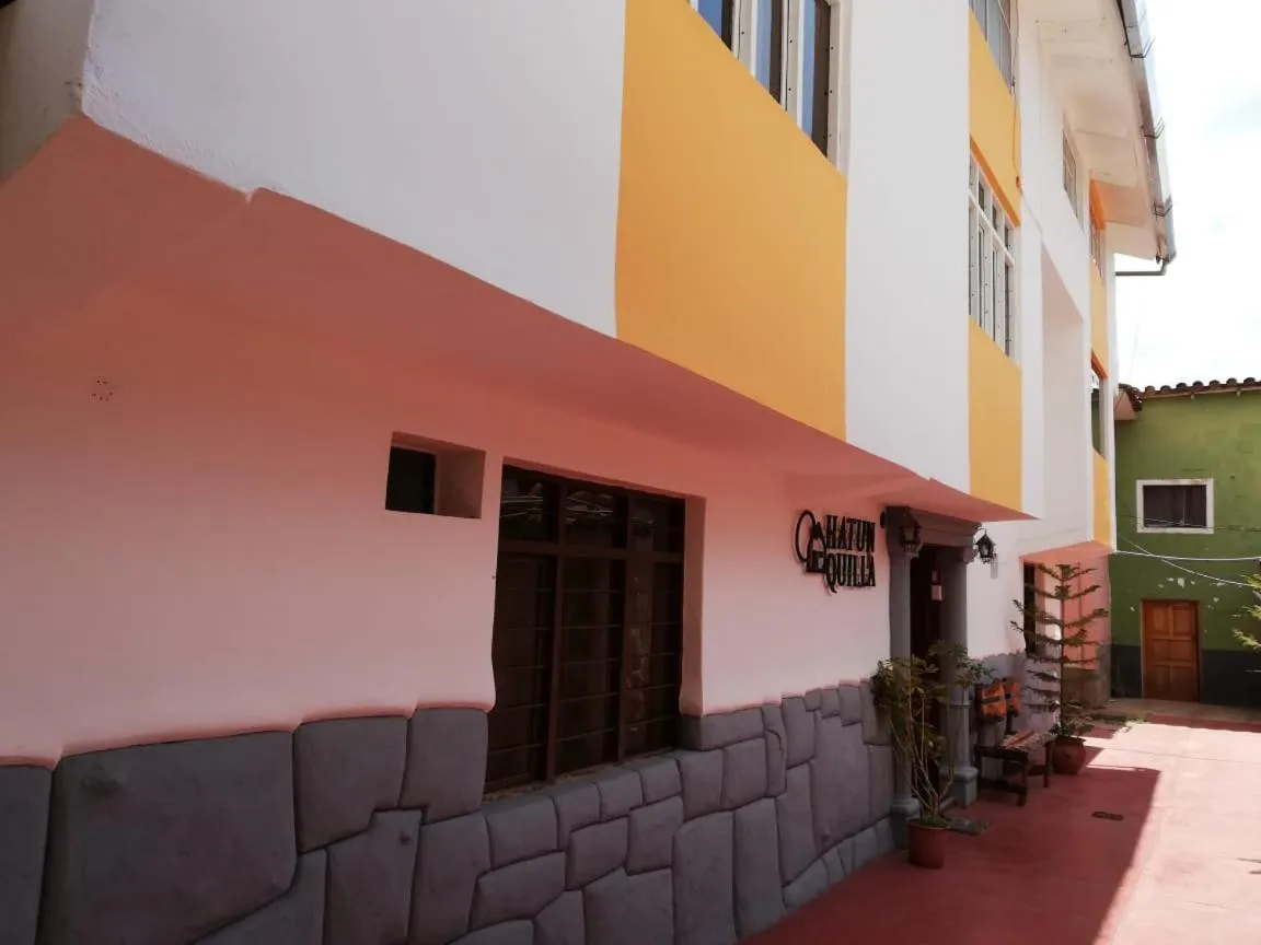 Facade/entrance in Hatun Quilla