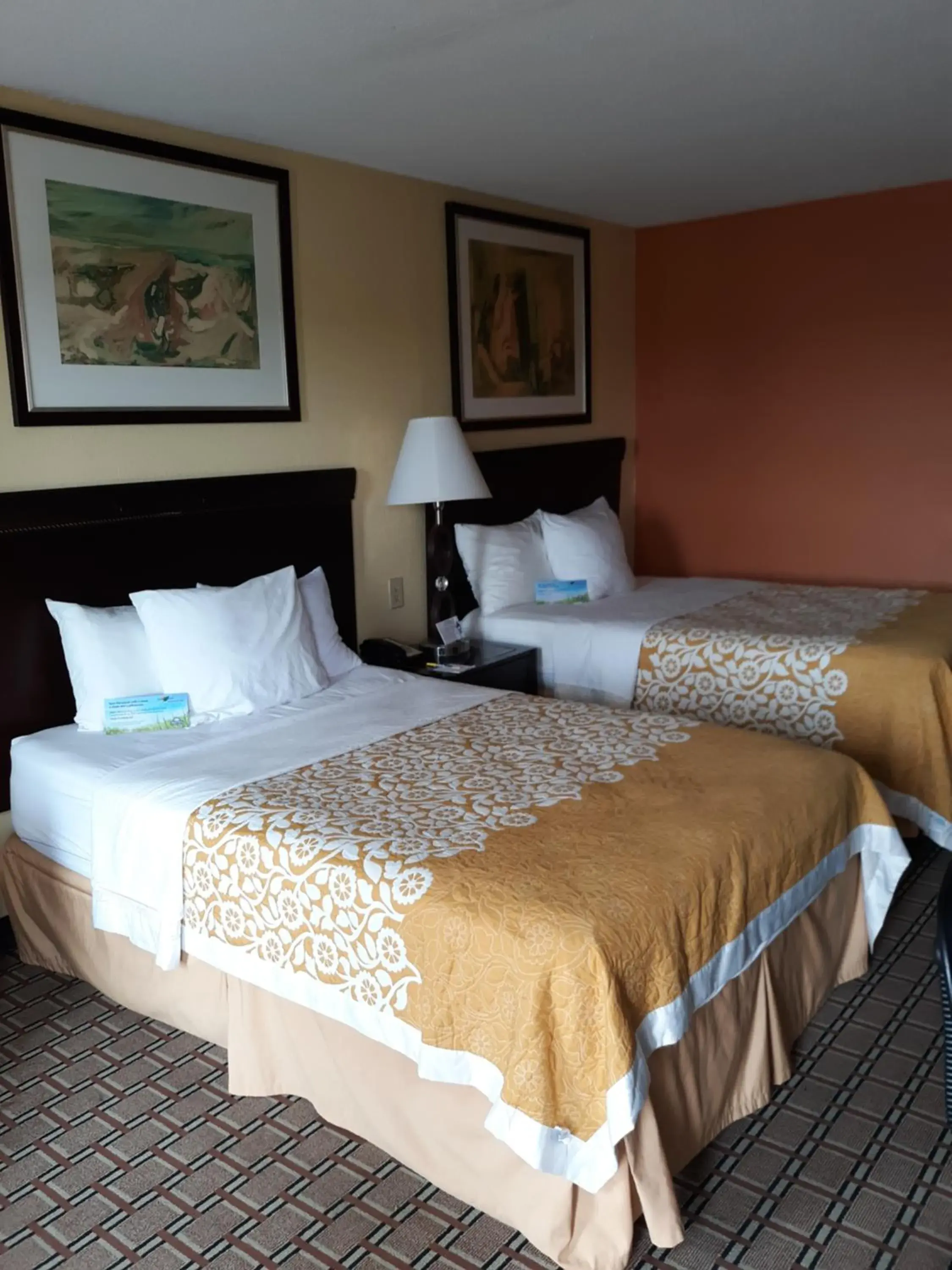 Bed in Days Inn by Wyndham Blytheville Bed in Days Inn by Wyndham Blytheville