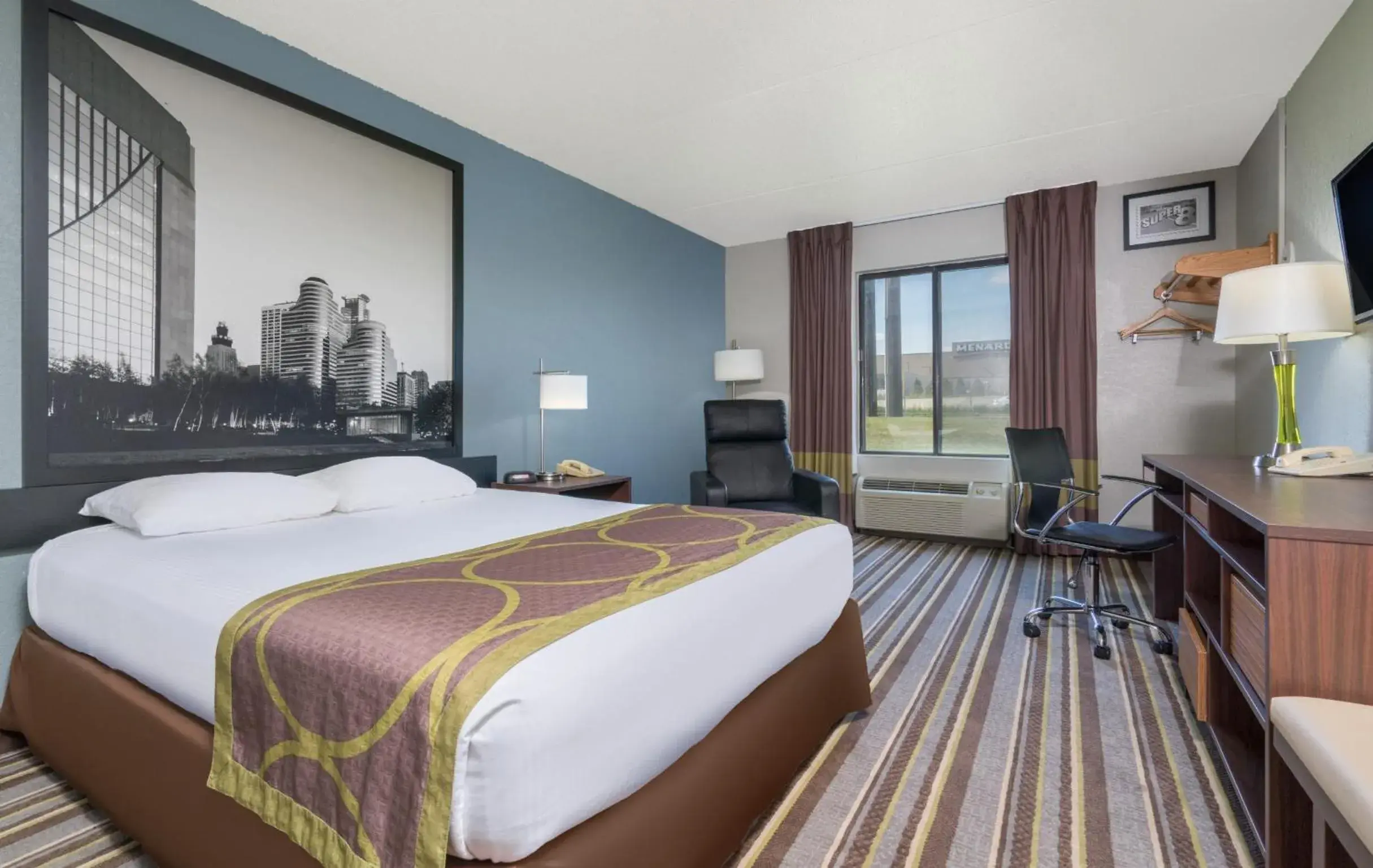 Photo of the whole room, Bed in Super 8 by Wyndham Bakersfield South CA Photo of the whole room, Bed in Super 8 by Wyndham Bakersfield South CA