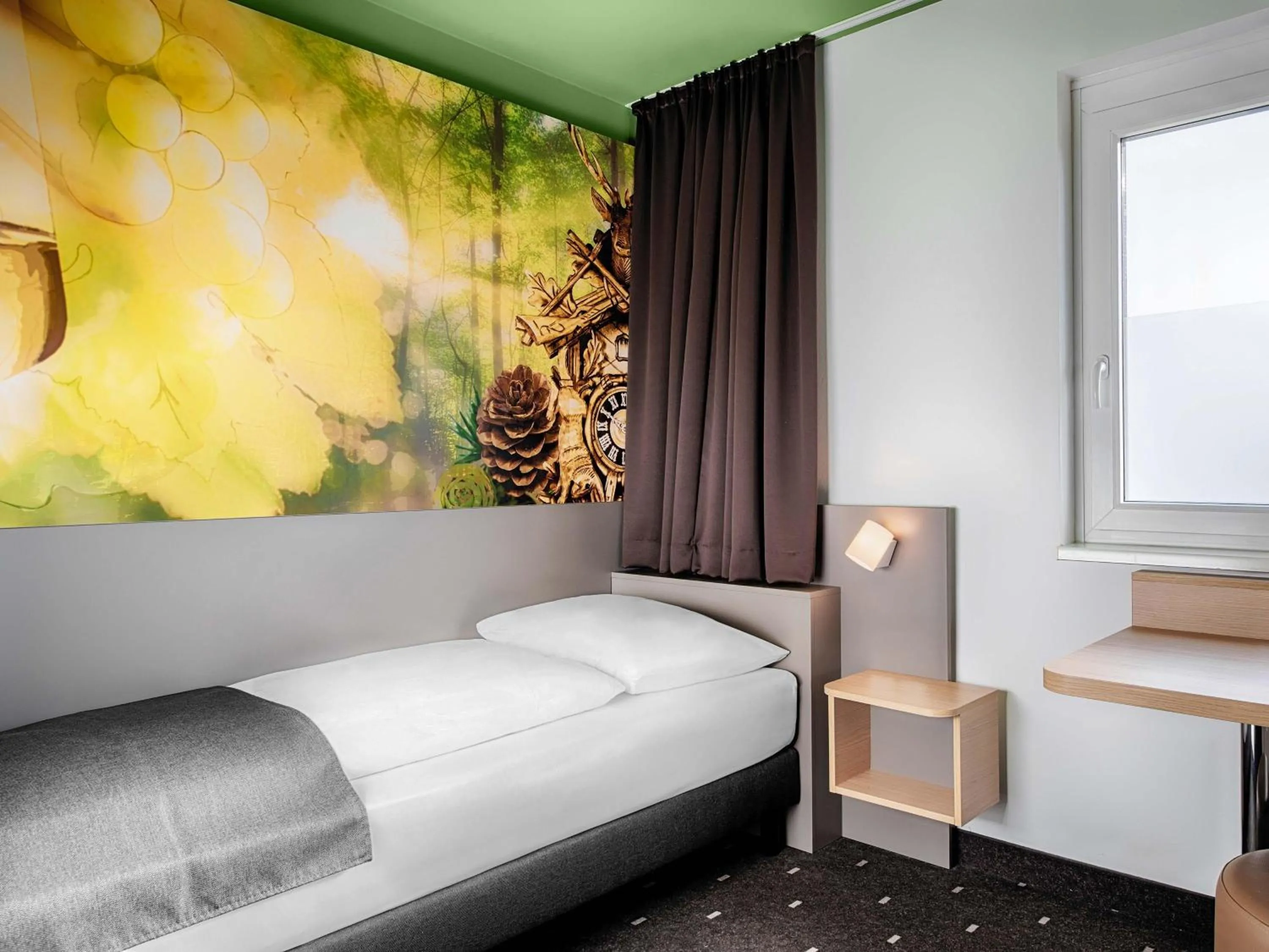 Photo of the whole room, Bed in B&B HOTEL Baden-Airpark