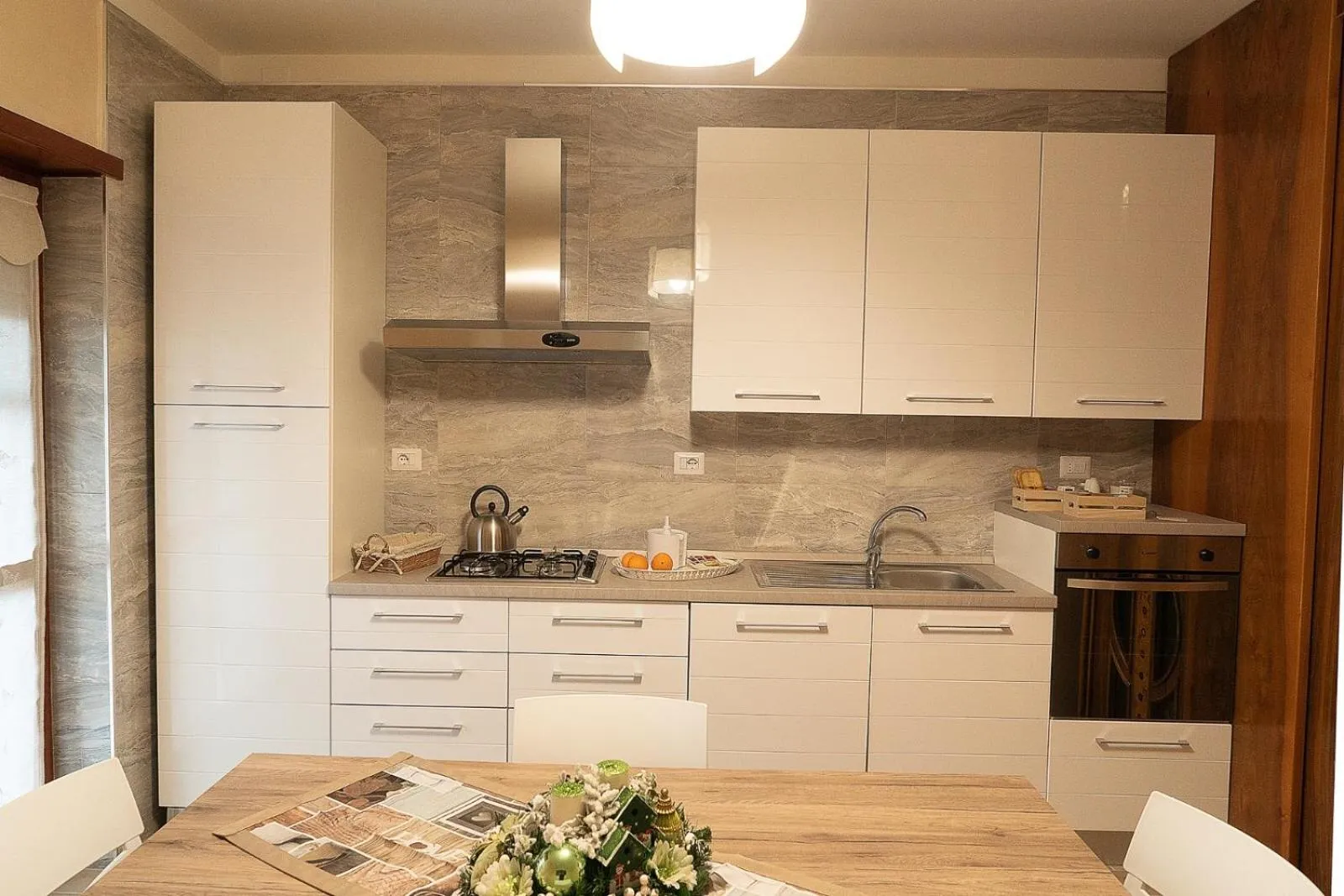 Communal kitchen in B&B IL CAVALIERE