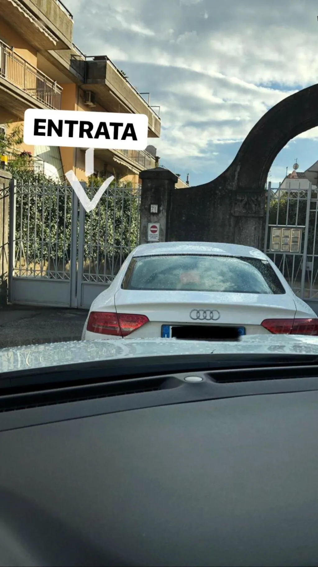 Facade/entrance in B&B IL CAVALIERE