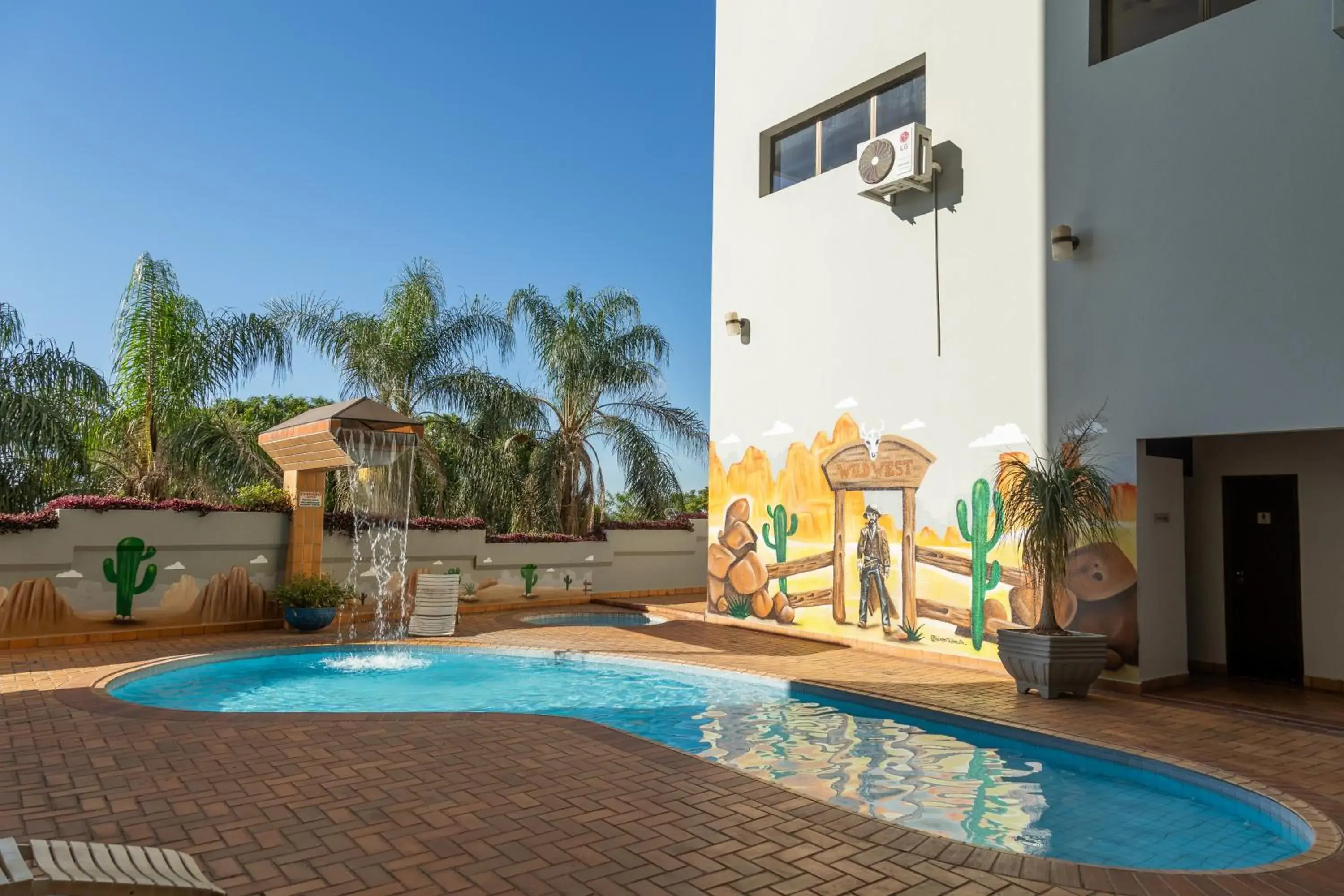 Swimming pool in ibis Styles Presidente Prudente Portal D'Oeste Swimming pool in ibis Styles Presidente Prudente Portal D'Oeste