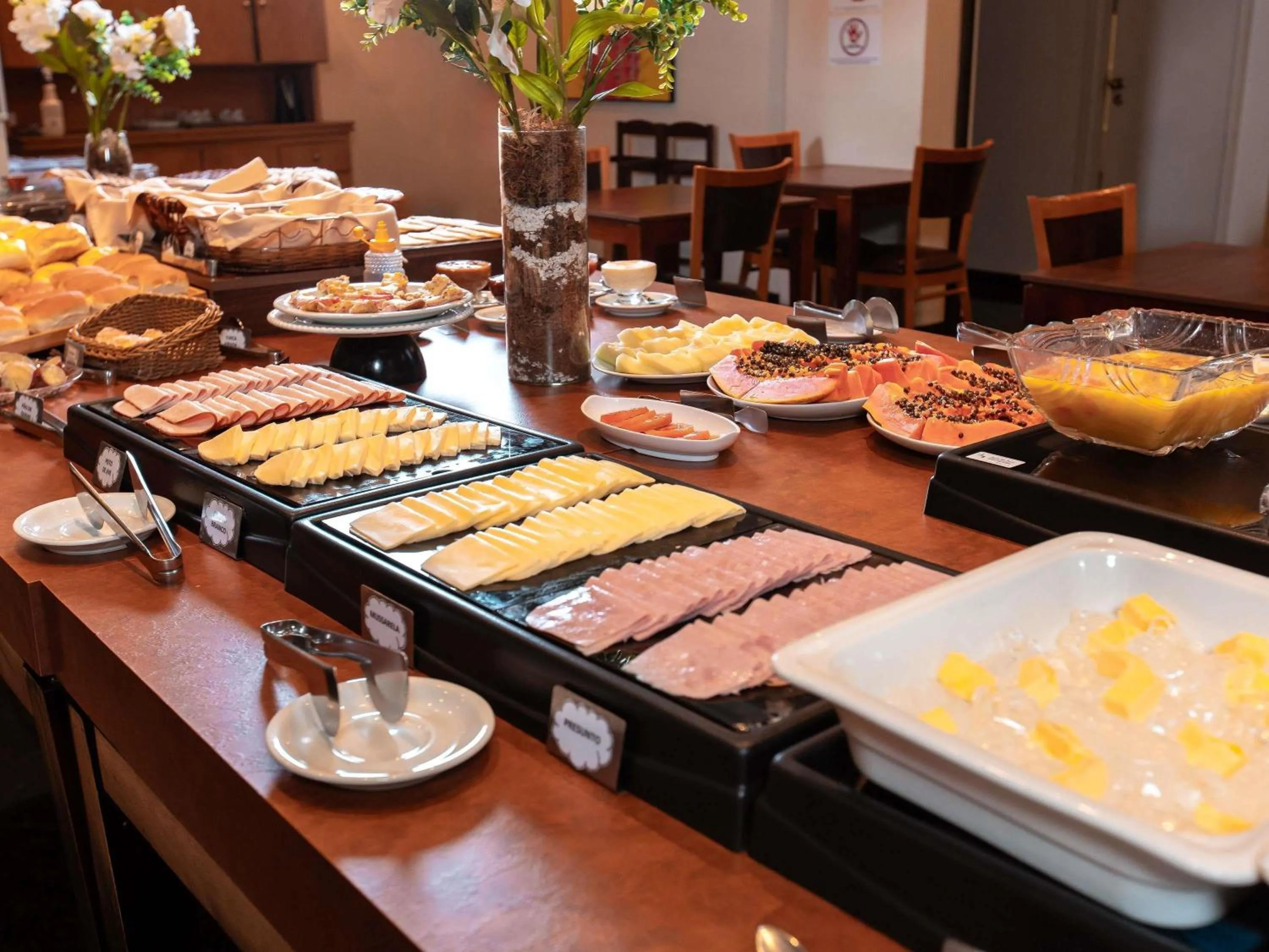 Restaurant/places to eat in ibis Styles Presidente Prudente Portal D'Oeste