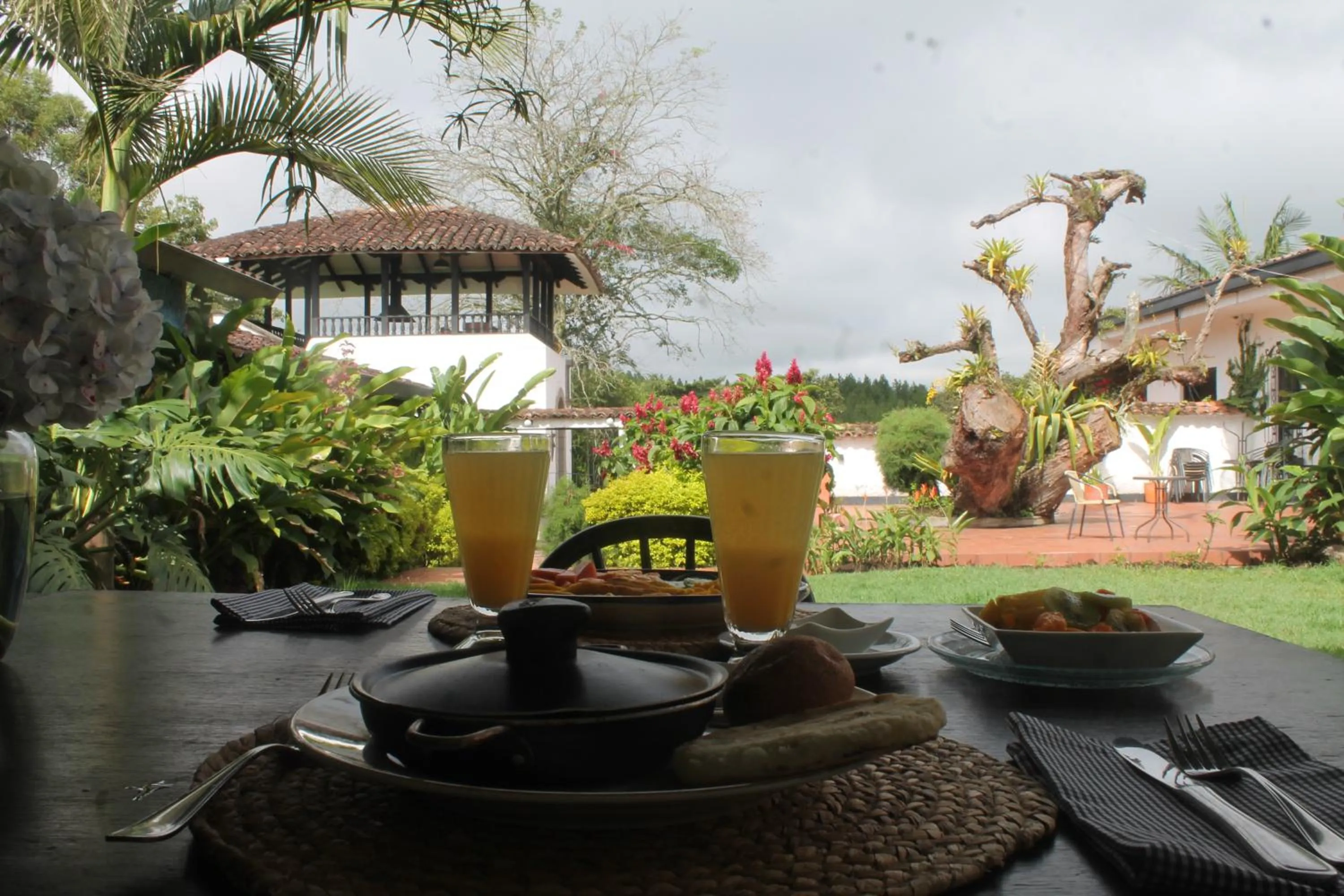 Breakfast in Hotel Hacienda Supracafe