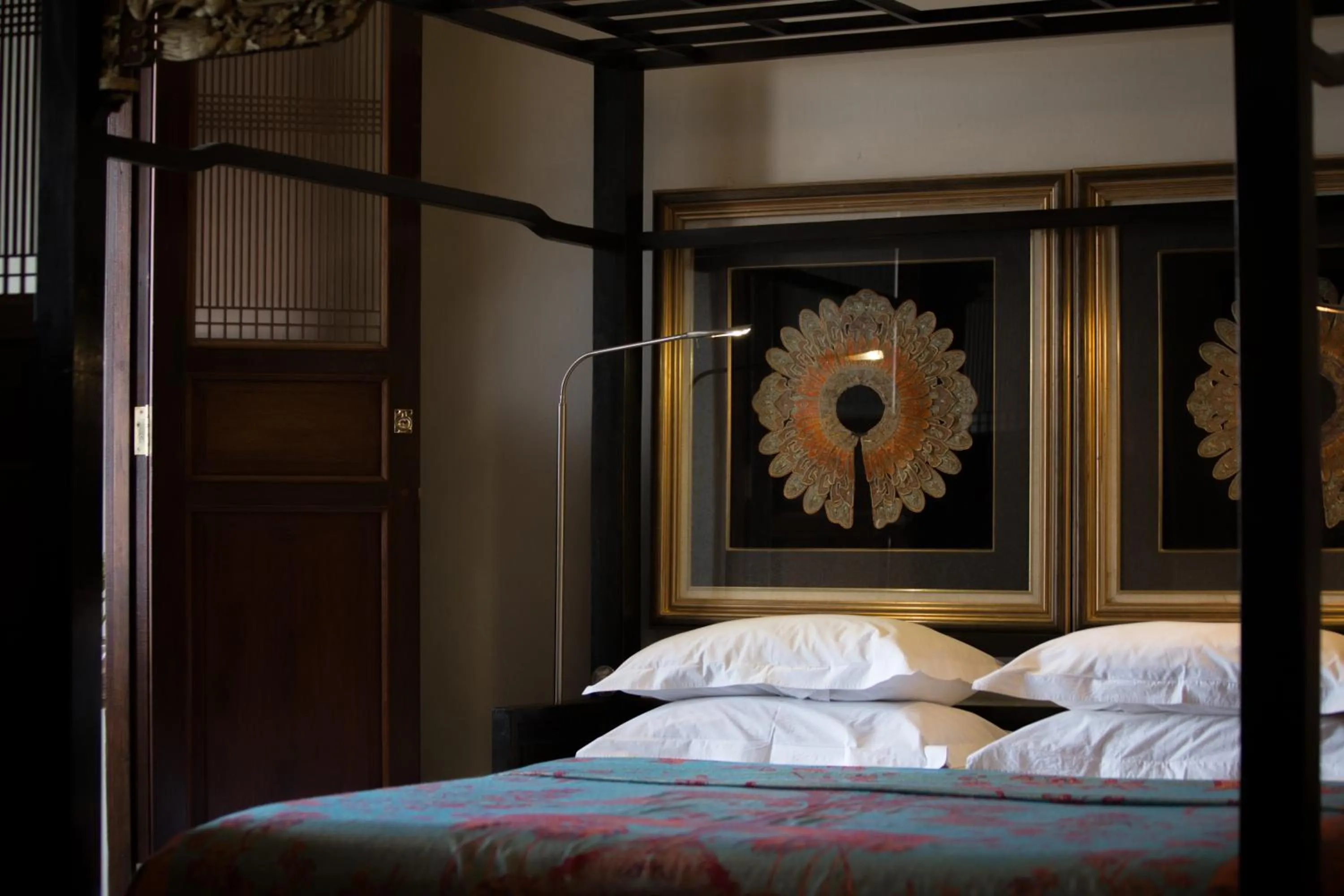 bunk bed, Bed in Seven Terraces