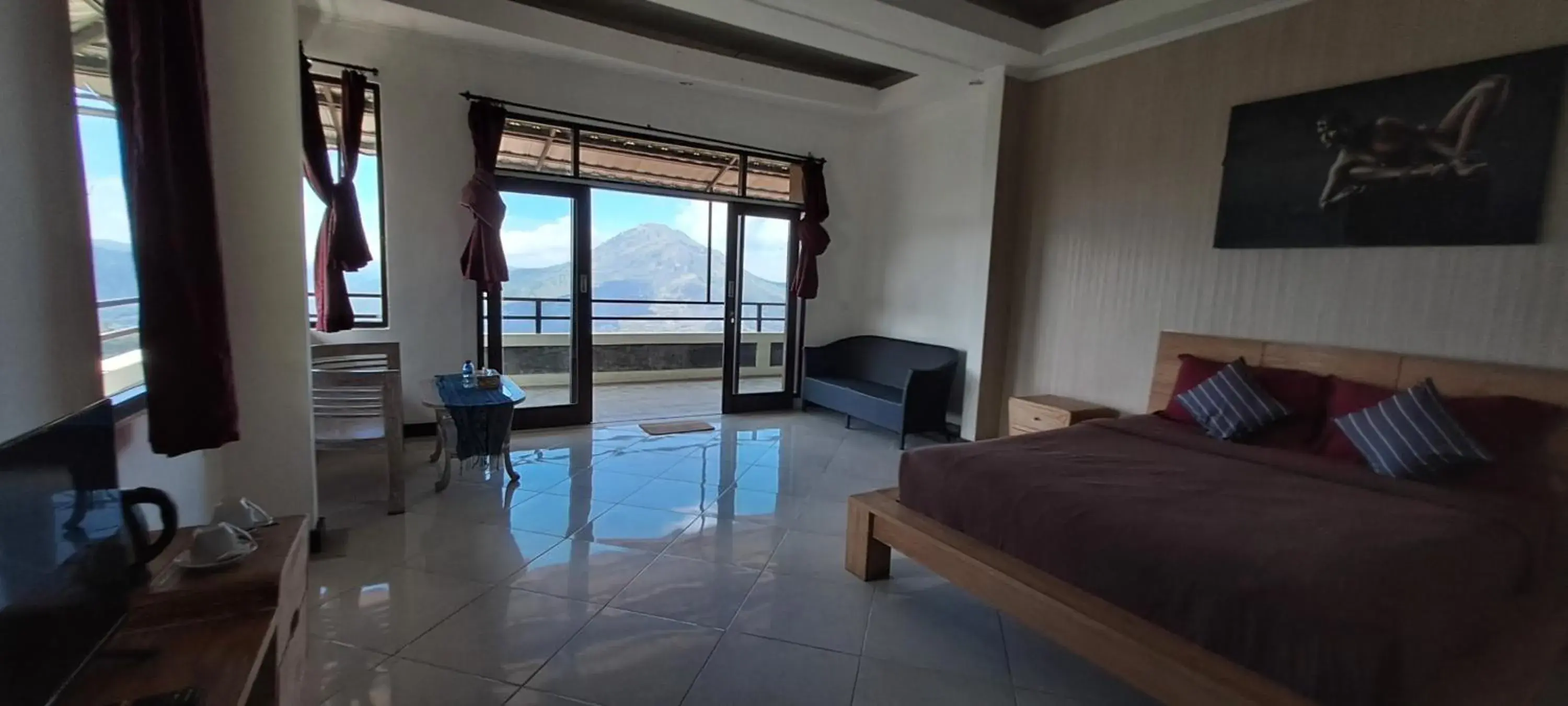 Deluxe Double Room with Mountain View in The Kayuan Deluxe Double Room with Mountain View in The Kayuan