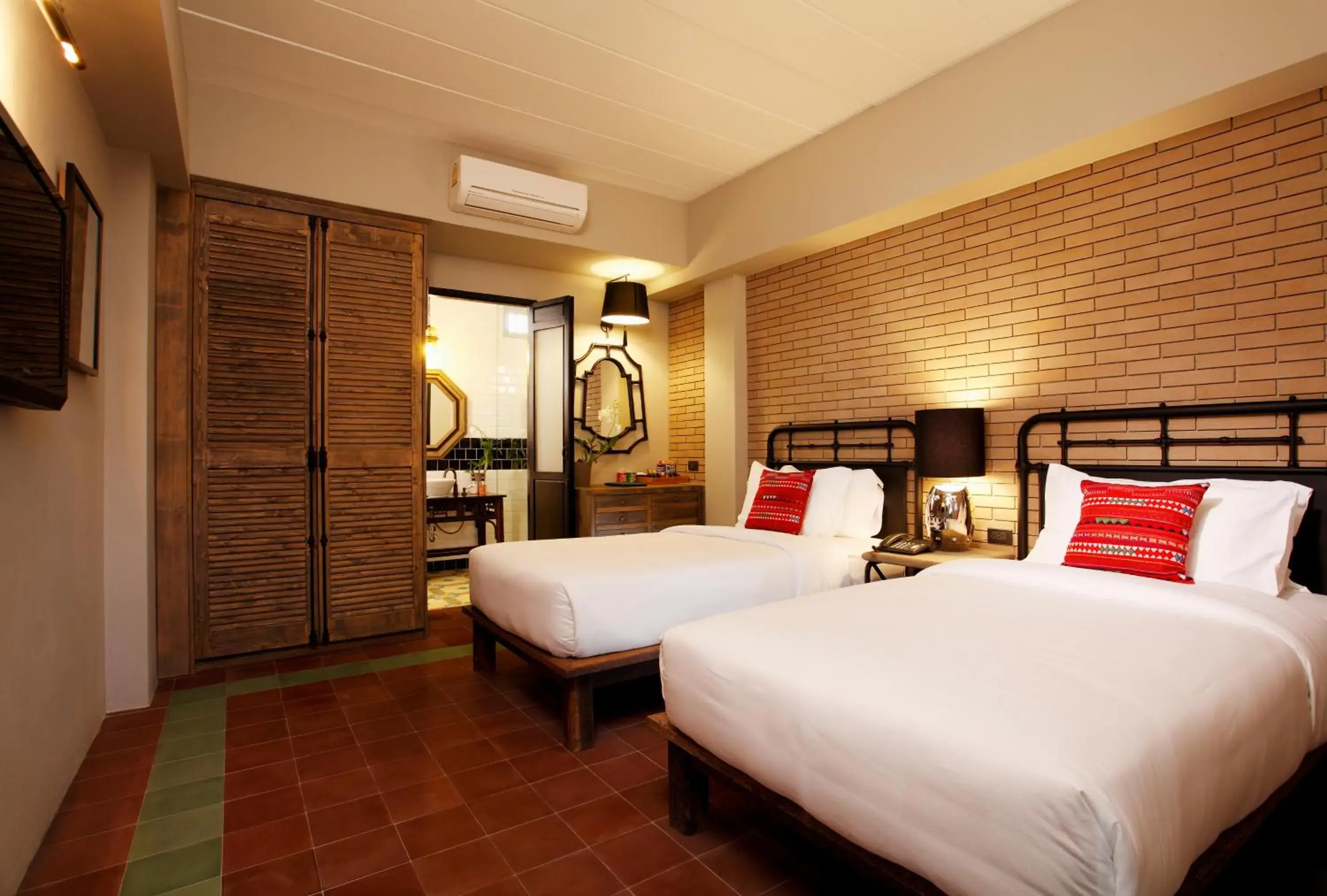 Photo of the whole room, Bed in Baan Chart Photo of the whole room, Bed in Baan Chart