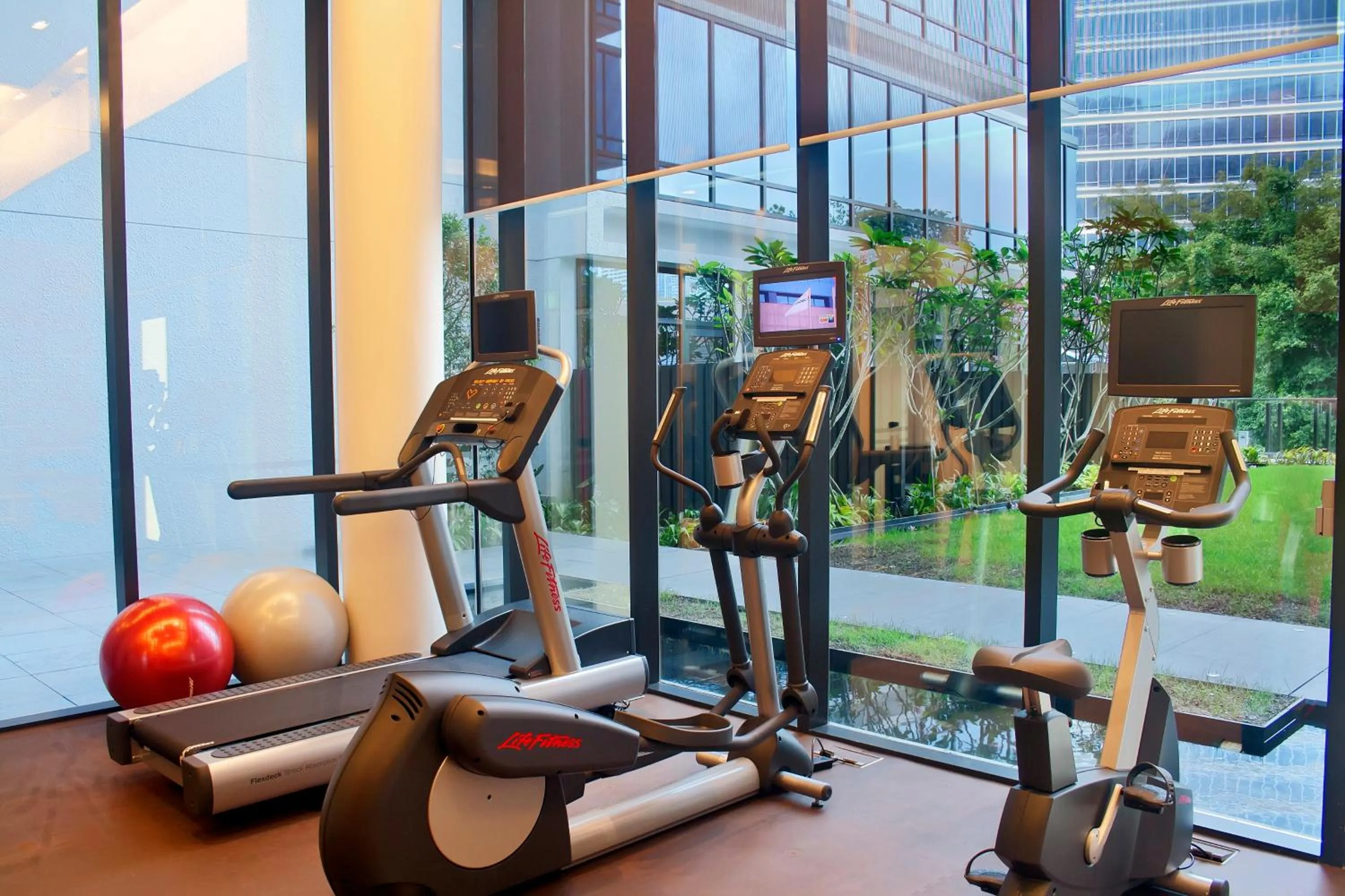 Fitness centre/facilities, Fitness Center/Facilities in Days Hotel by Wyndham Singapore at Zhongshan Park