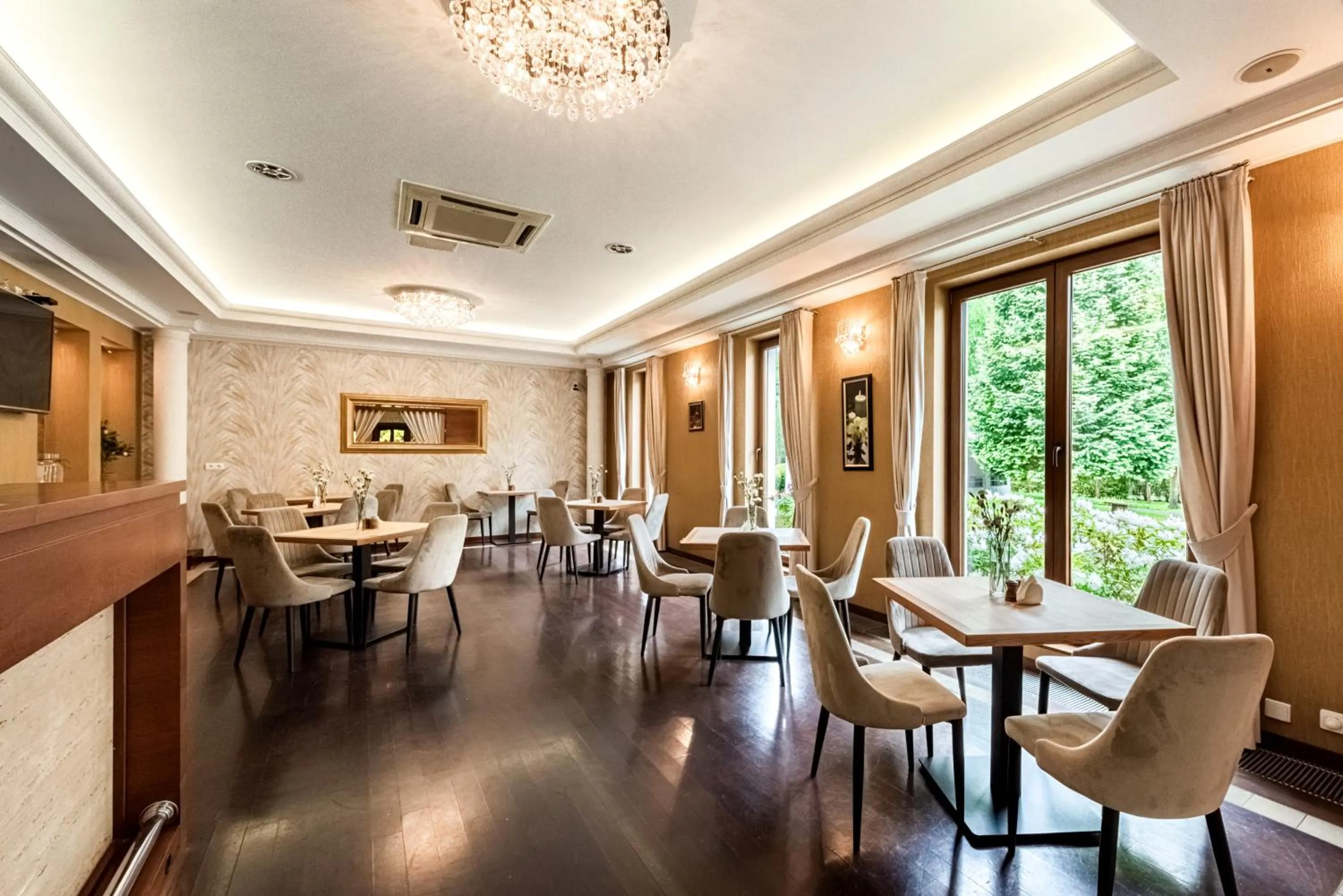 Restaurant/places to eat in Hotel "Na Uboczu"