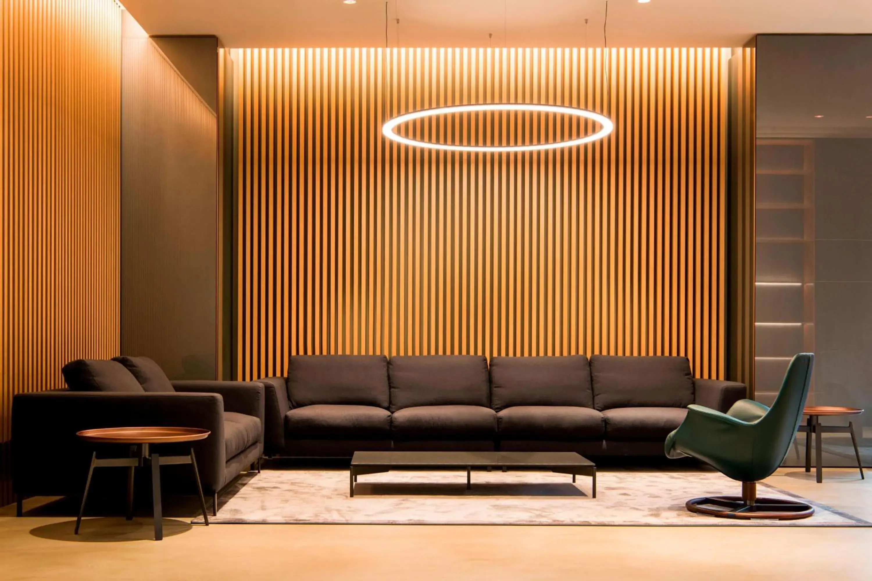 Living room in Four Points by Sheraton Venice Mestre Living room in Four Points by Sheraton Venice Mestre