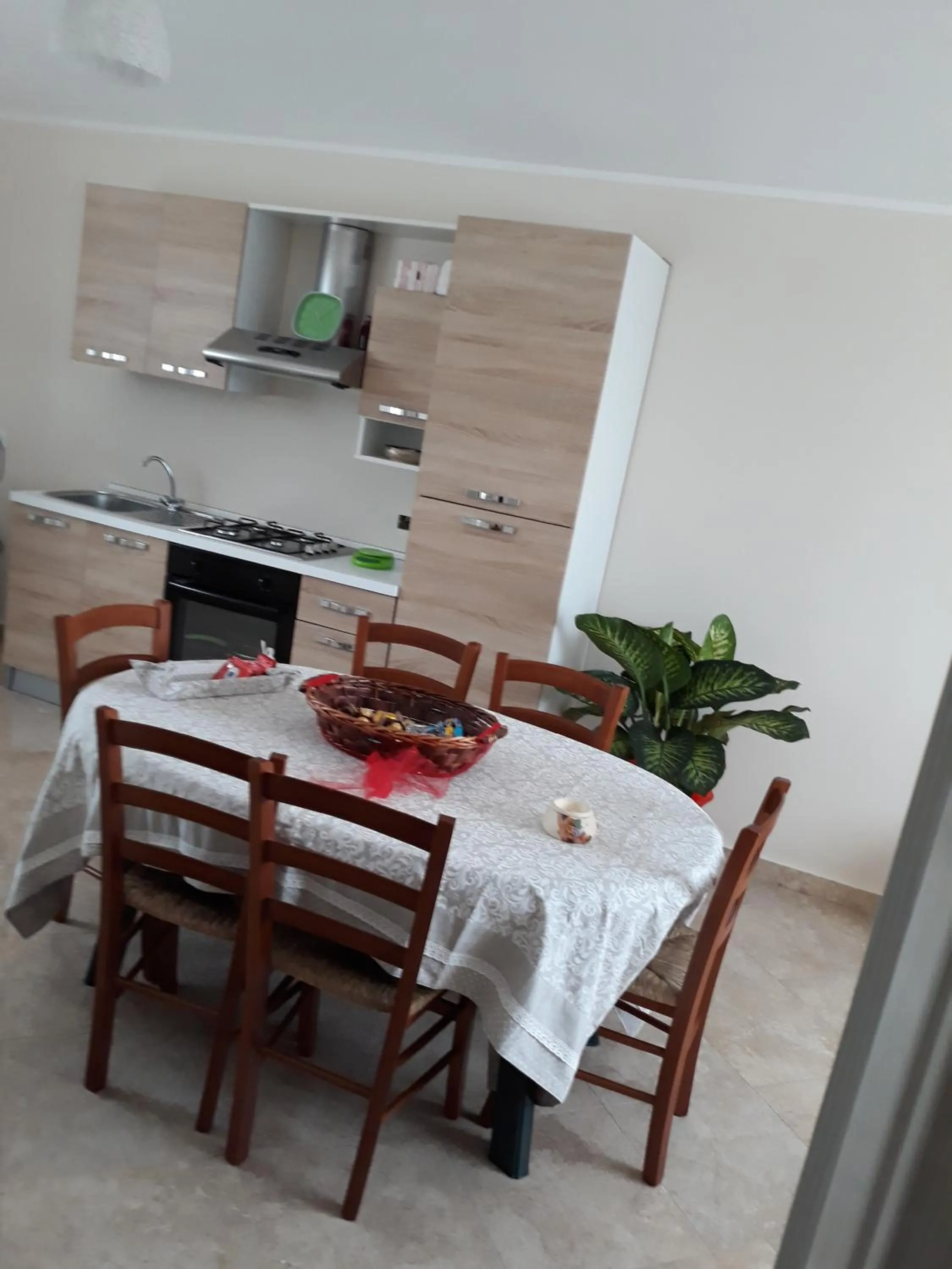 Kitchen or kitchenette in A casa di Simona