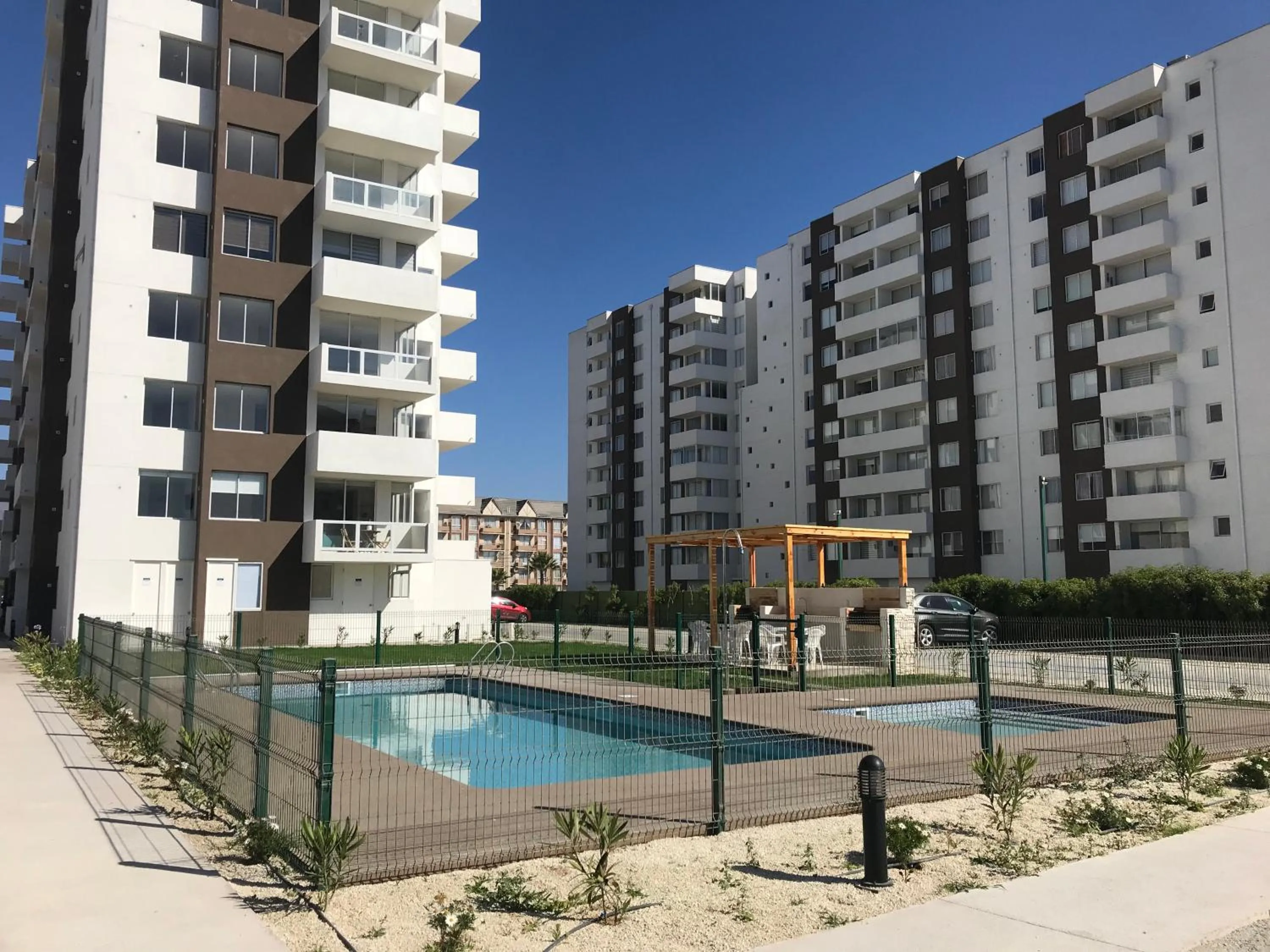 Property building in Departamento 610 Av Pacifico 4145