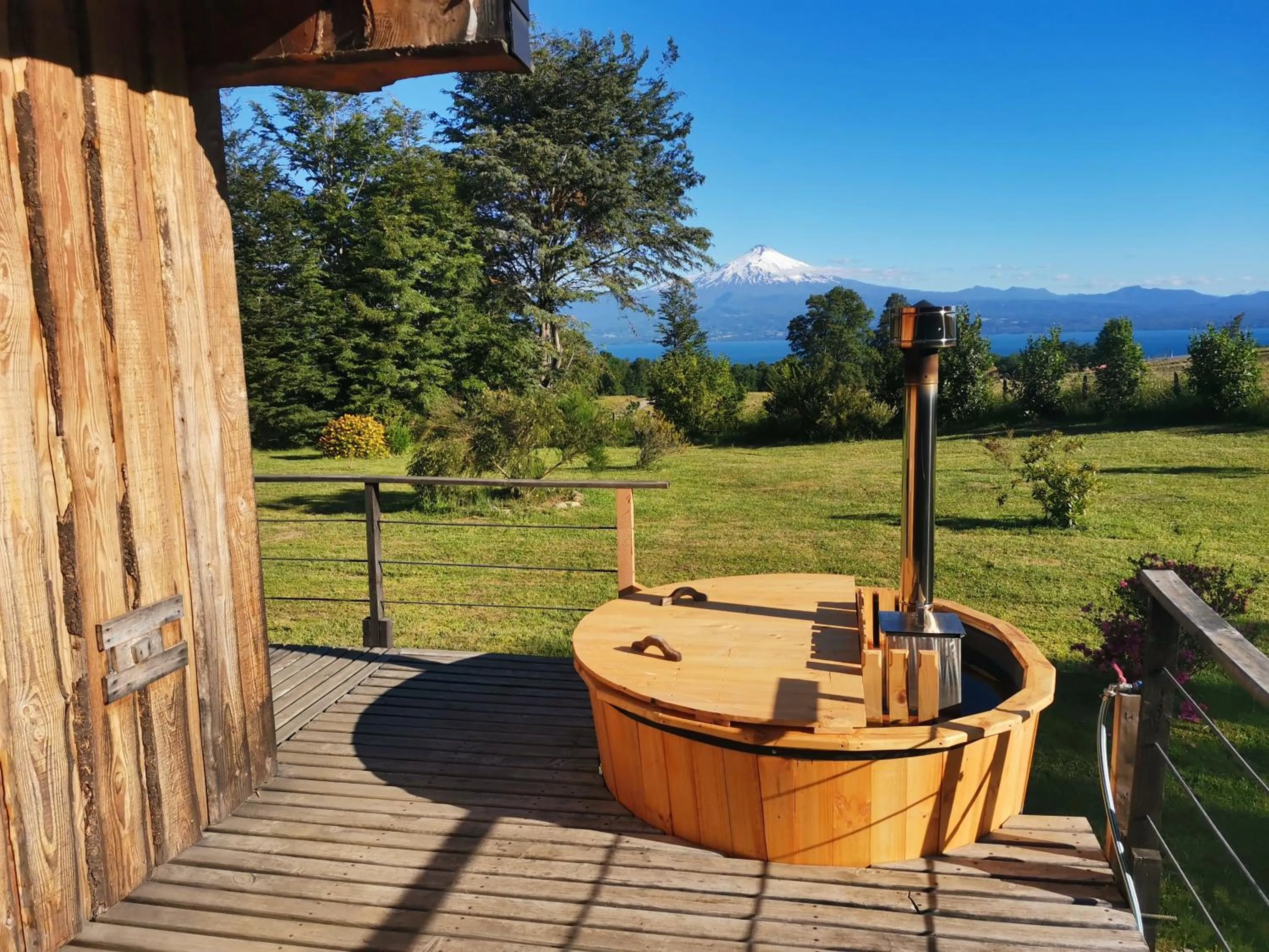 Hot Tub in Karibuni Lodge & Private SPA Suites