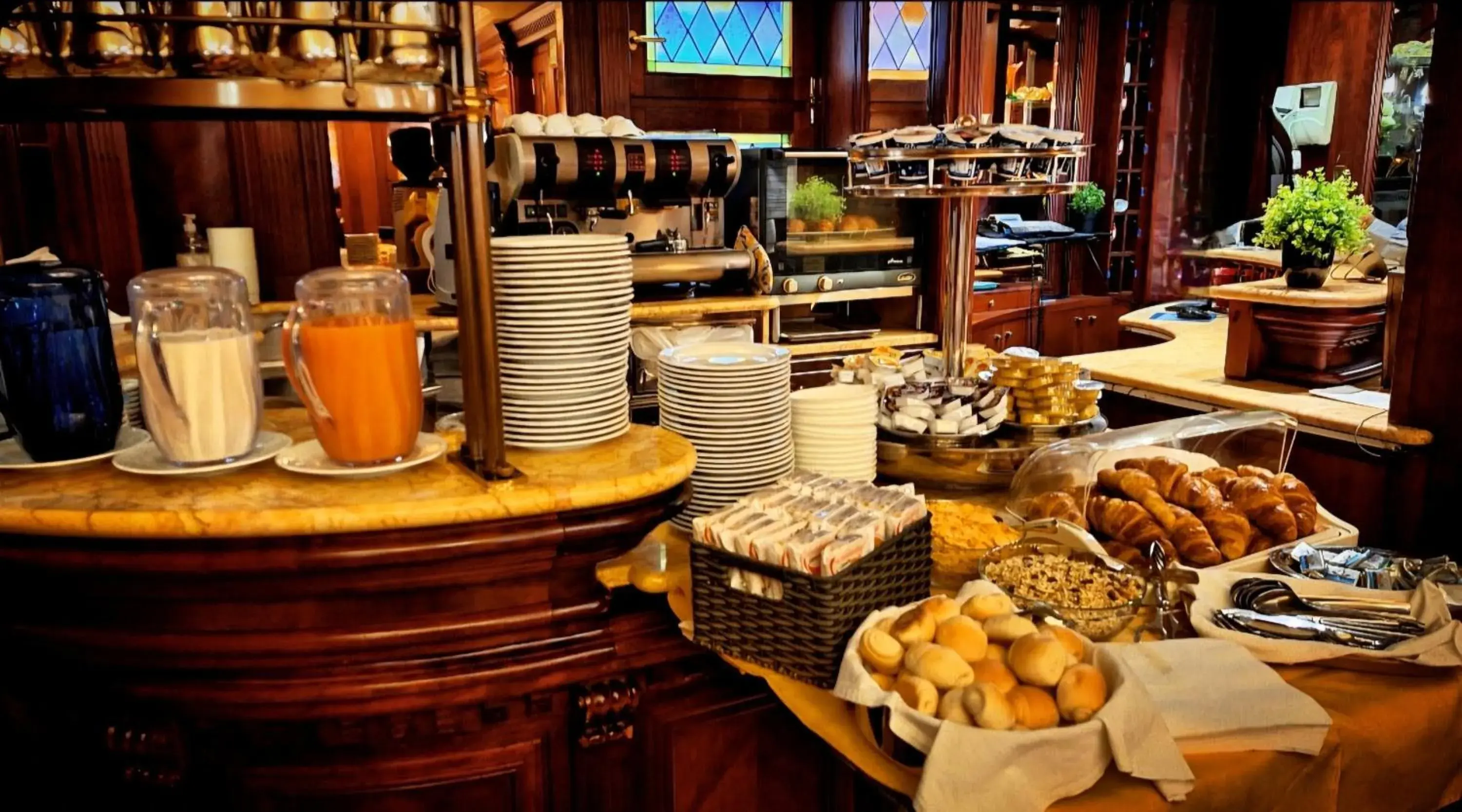 Breakfast in Hotel Lux Breakfast in Hotel Lux