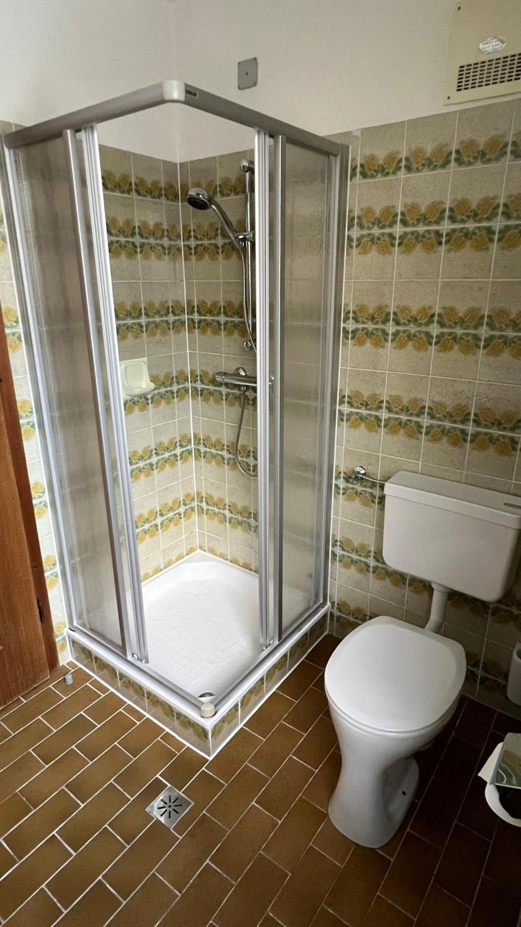 Bathroom in Haus Alpina by Châtel Reizen