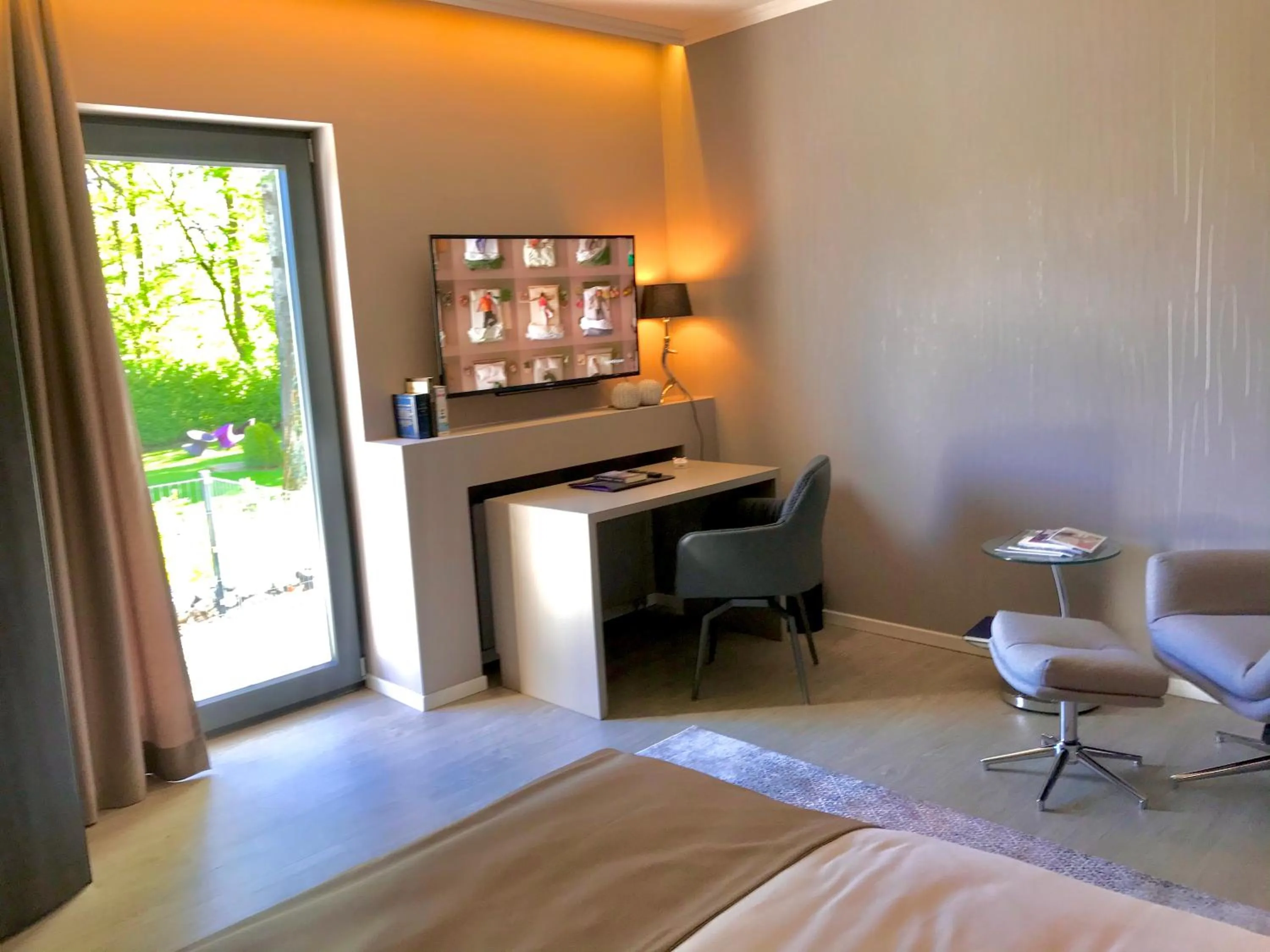 Bed in Park Villa Hotel