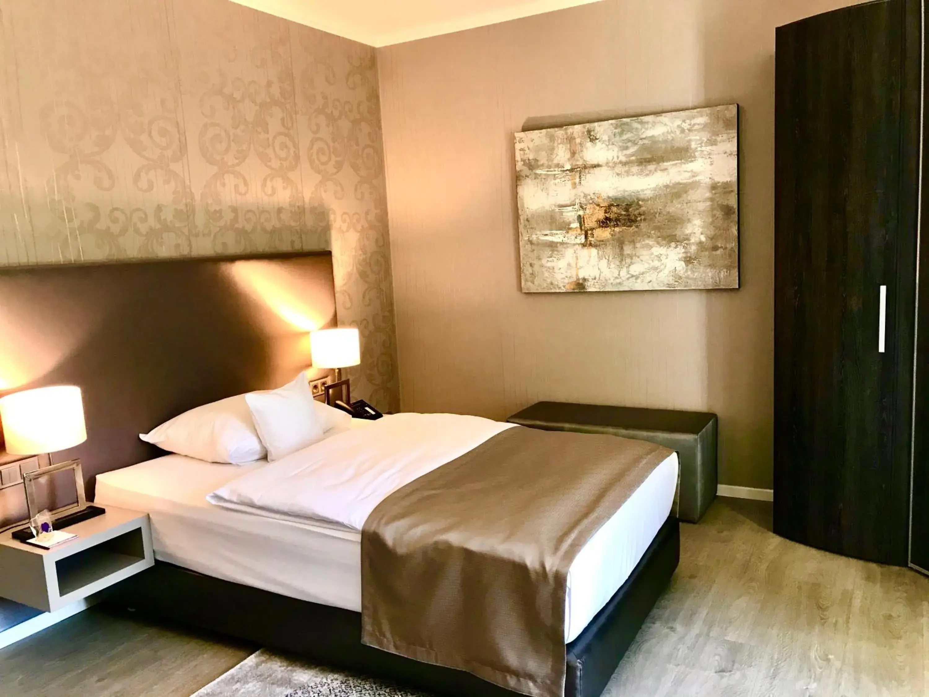 Queen Room in Park Villa Hotel Queen Room in Park Villa Hotel