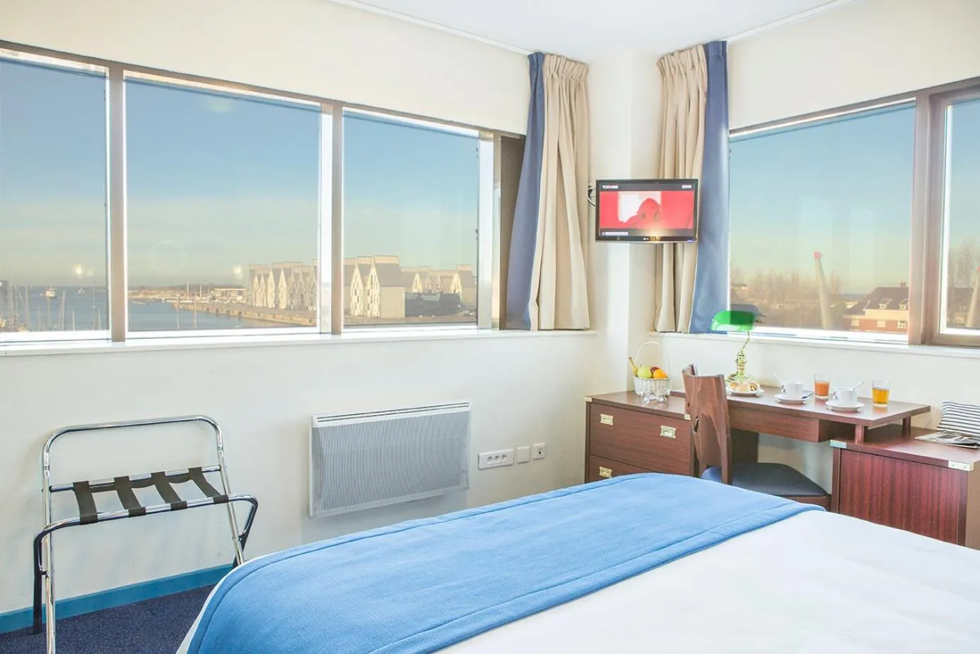 Hôtel Les Gens De Mer Dunkerque by Popinns