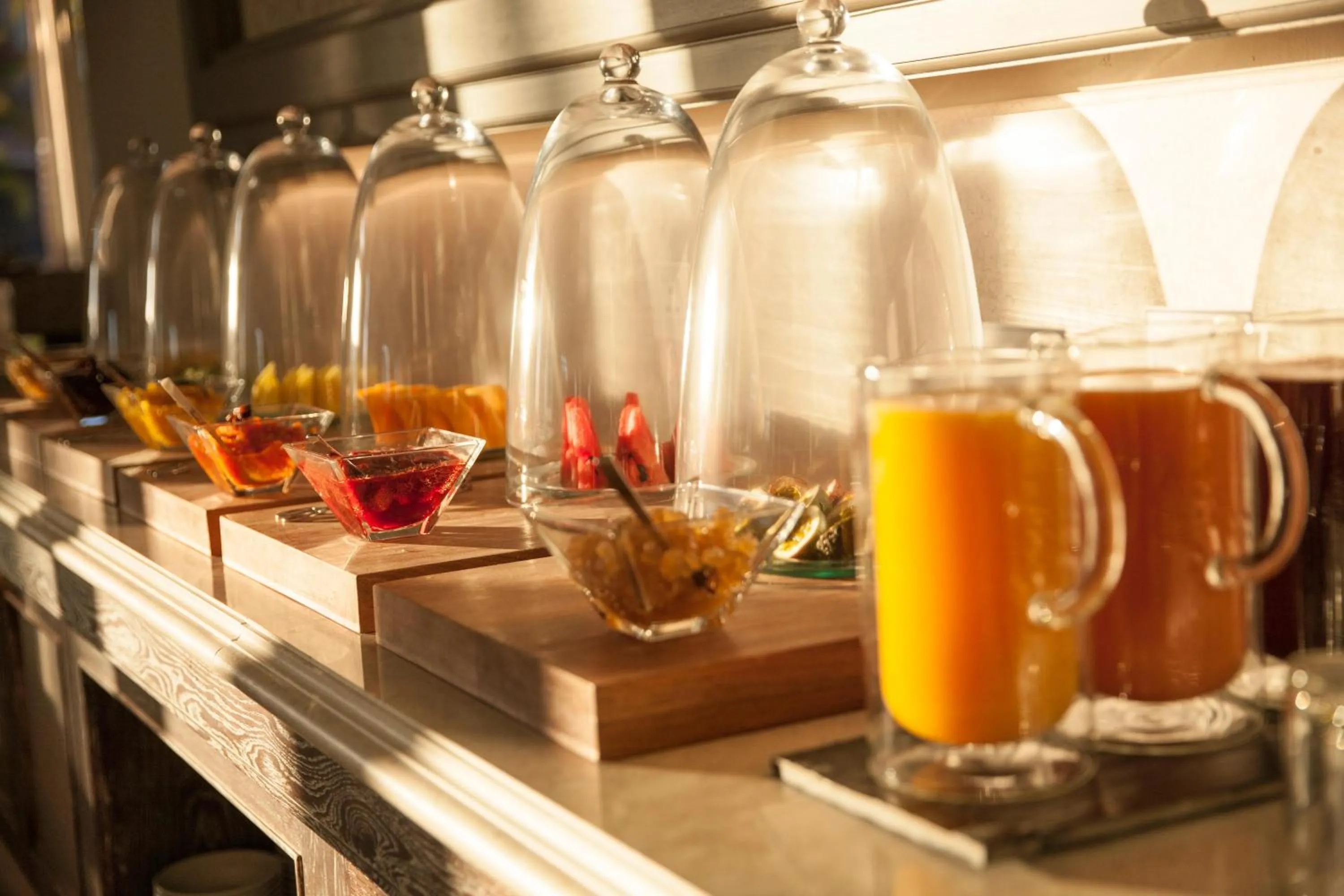 Restaurant/places to eat in Labourdonnais Waterfront Hotel