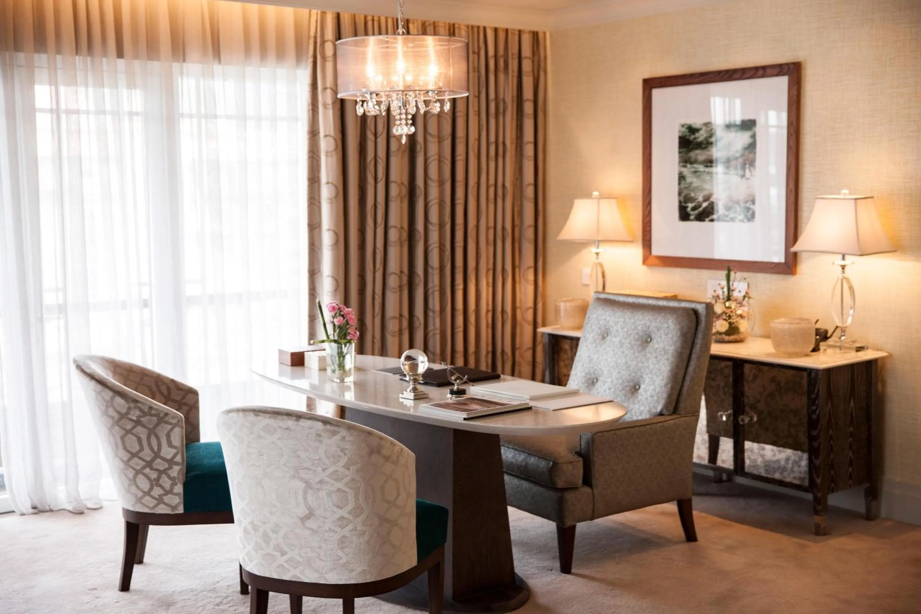 Photo of the whole room in Labourdonnais Waterfront Hotel